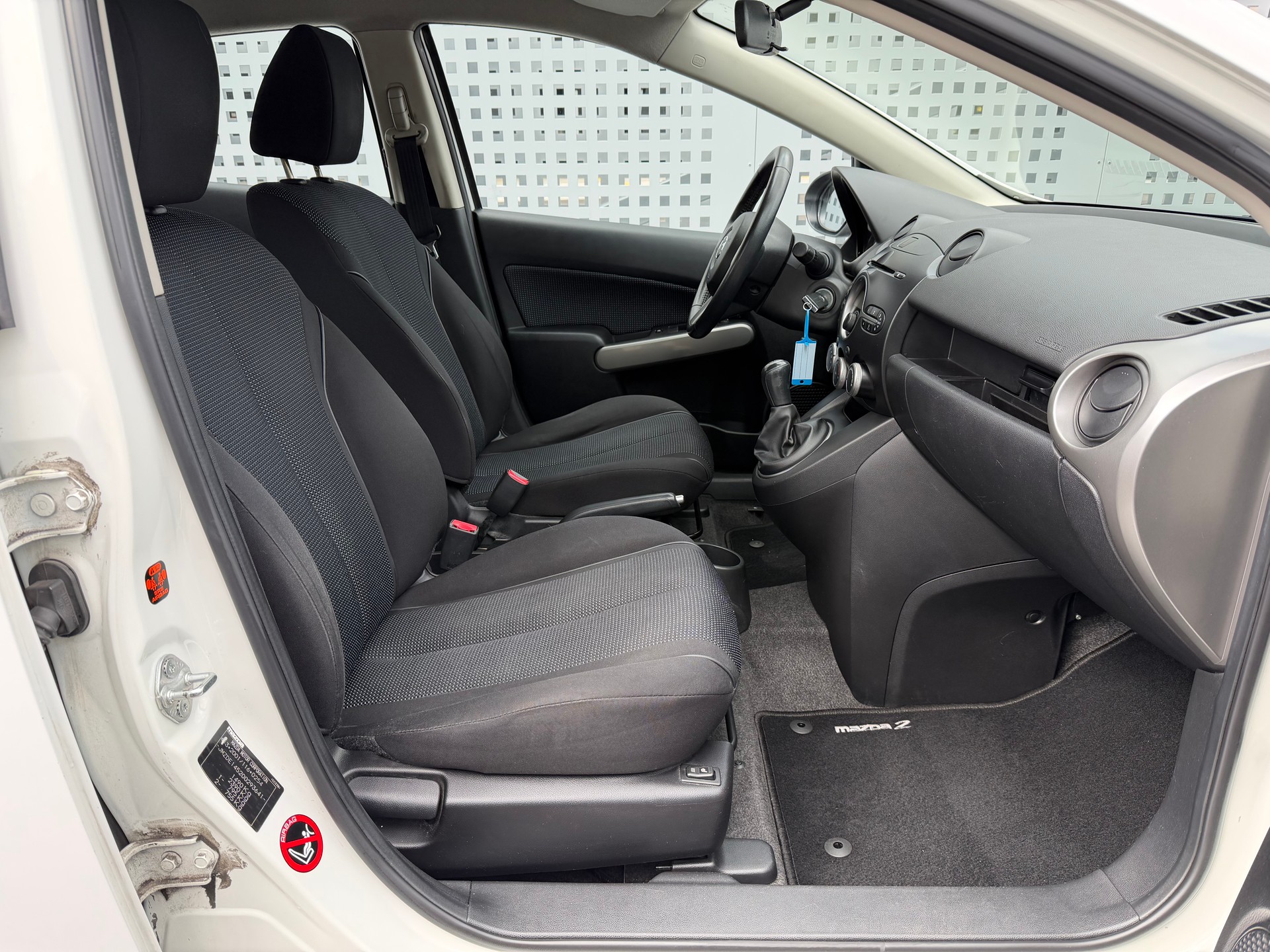 MAZDA 2 1.5i 16V Sport-image-21