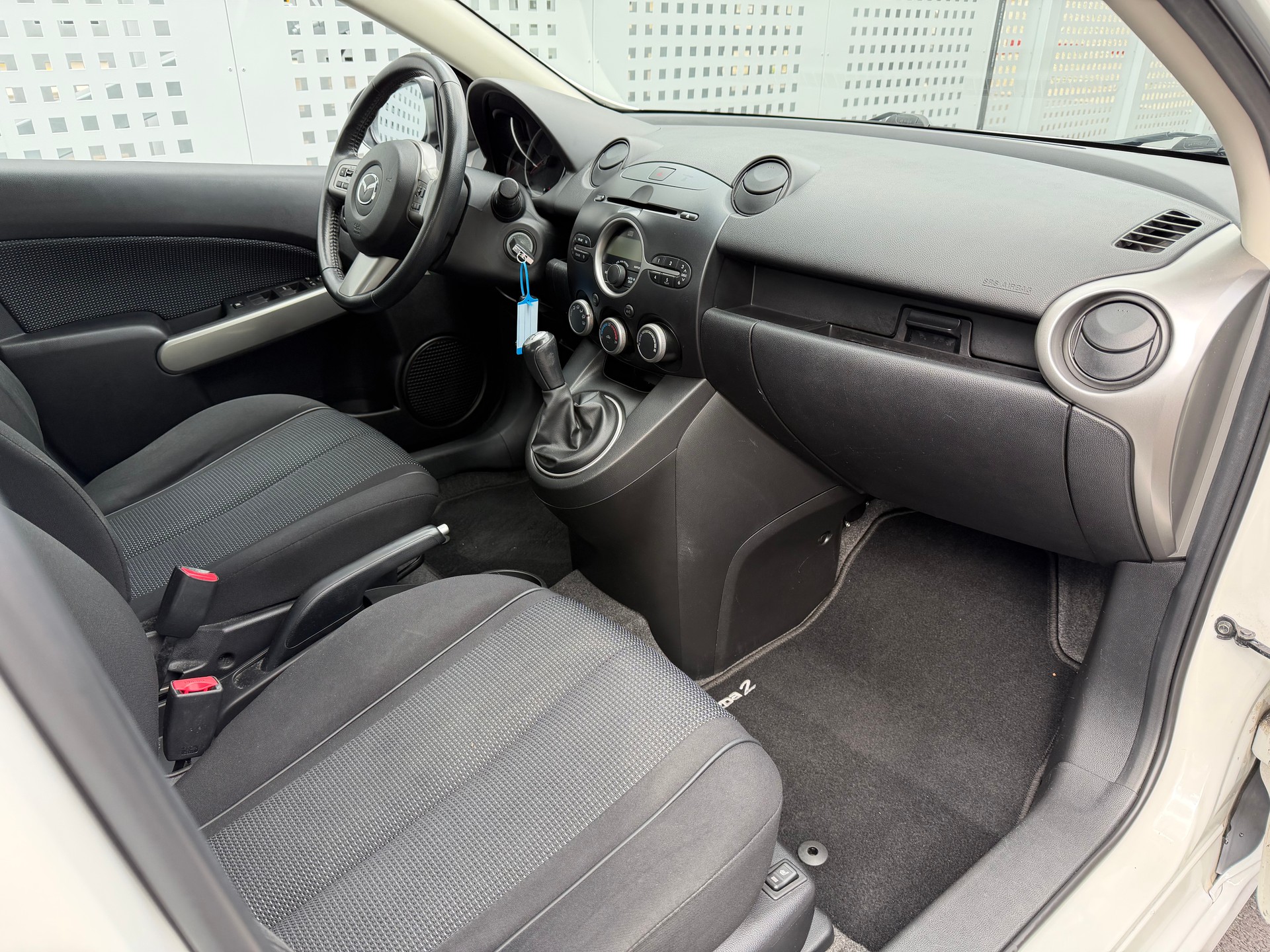 MAZDA 2 1.5i 16V Sport-image-20
