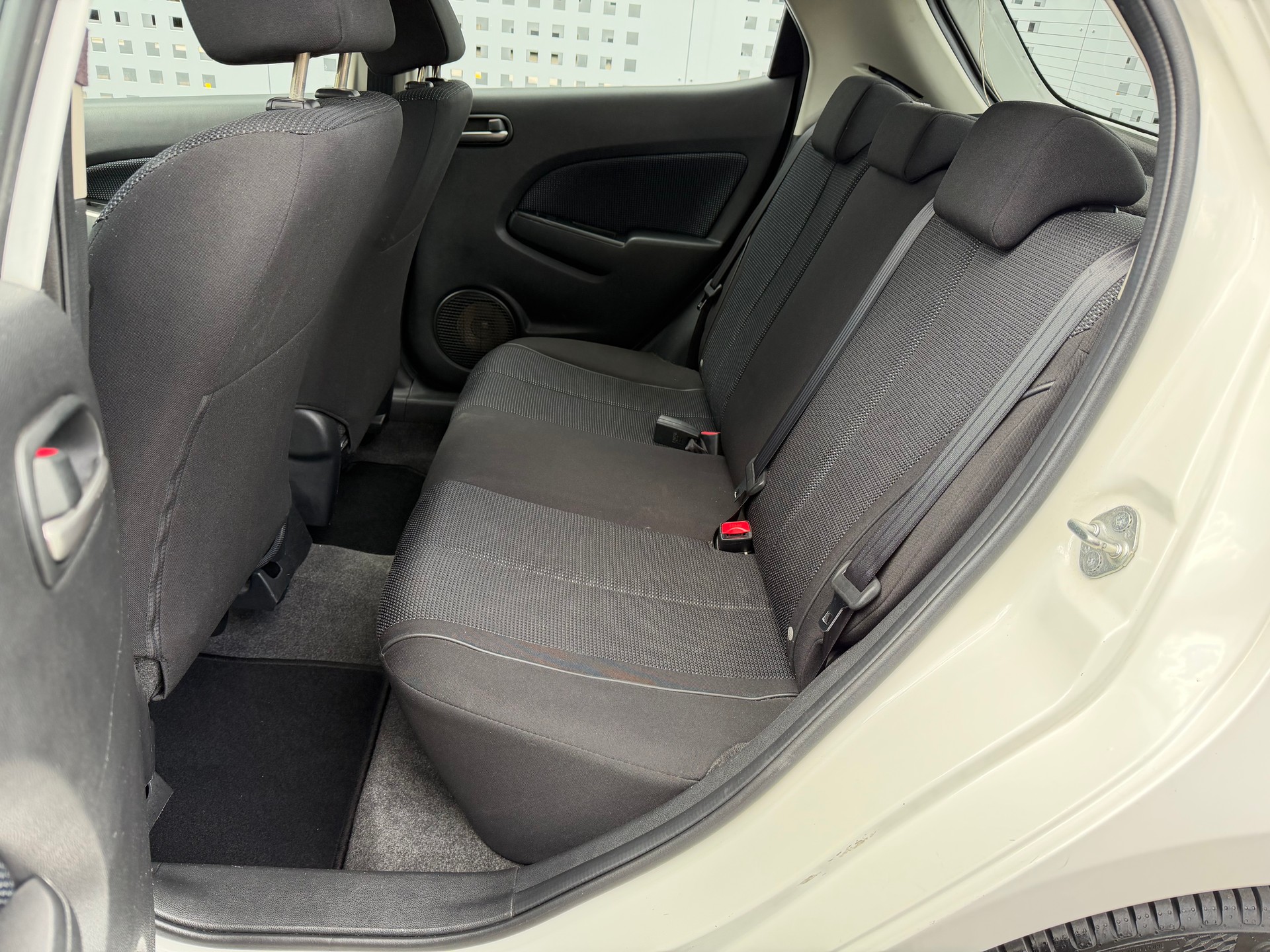 MAZDA 2 1.5i 16V Sport-image-25