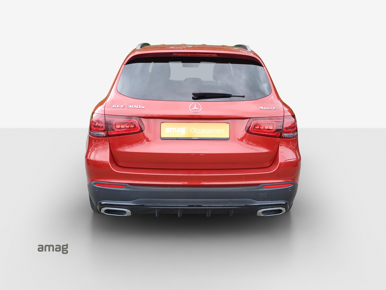 MERCEDES-BENZ GLC 300 e AMG Line 4Matic 9G-Tronic-image-3