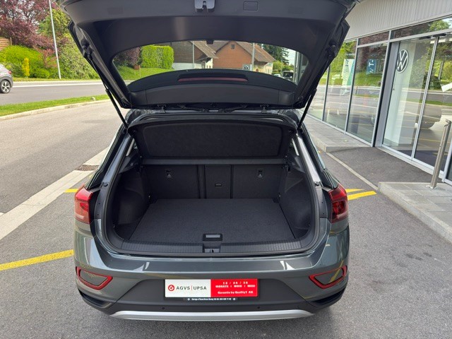 VW T-Roc 1.5 TSI EVO Life United DSG-showroom-element-3