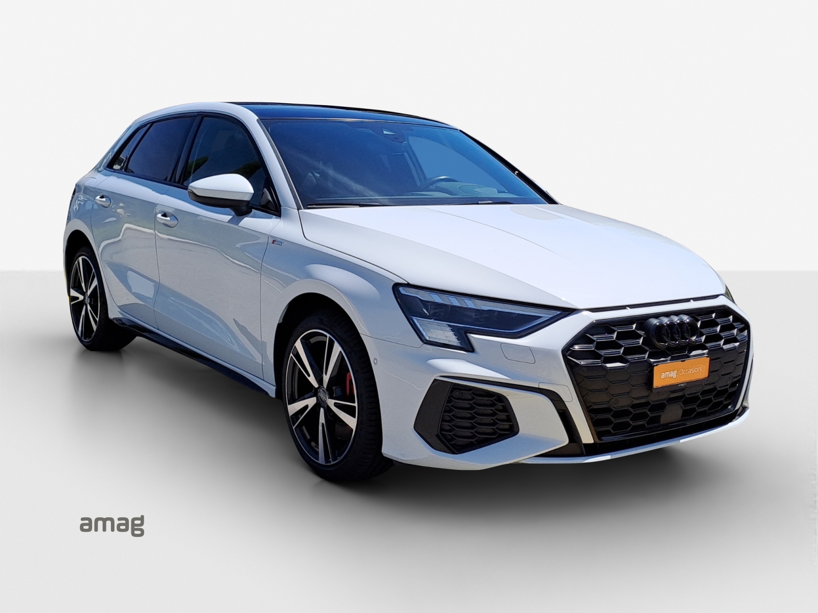 AUDI A3 Sportback 45 TFSI e S line S-tronic-image-5