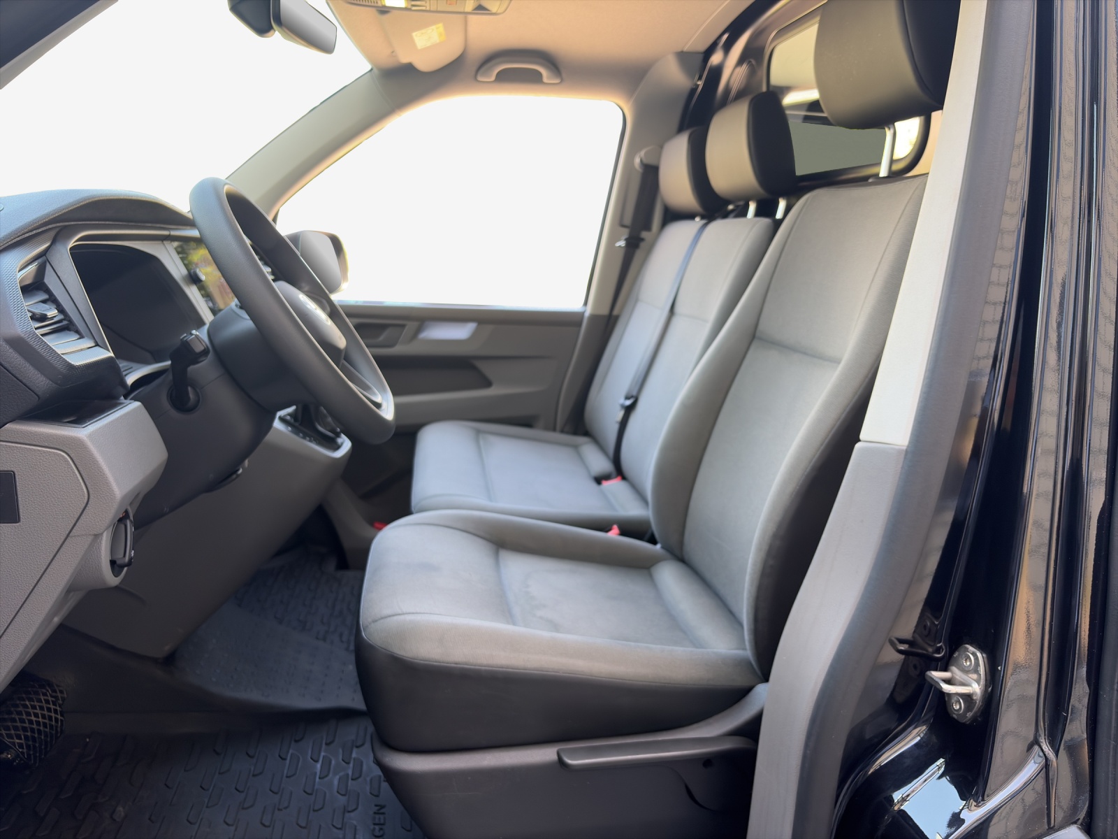 VW T6.1 2.0 TDI DSG-image-7