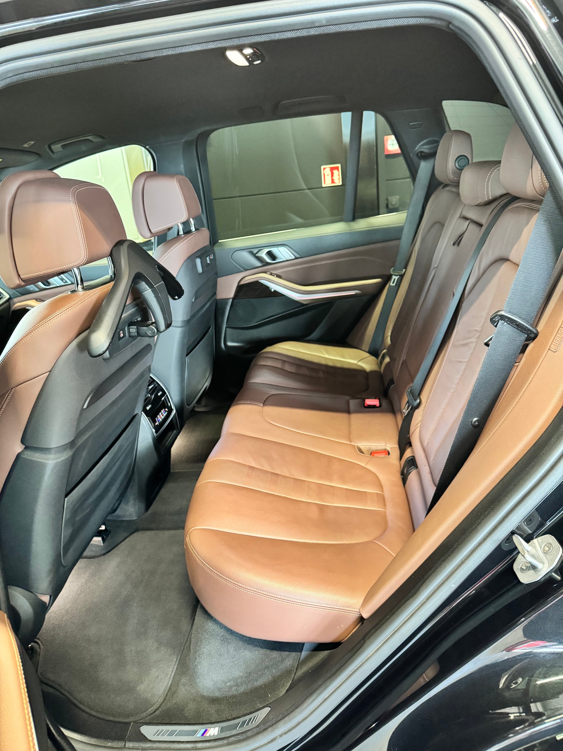 BMW X5 xDrive M50d Steptronic *INDIVIDUAL*-image-10