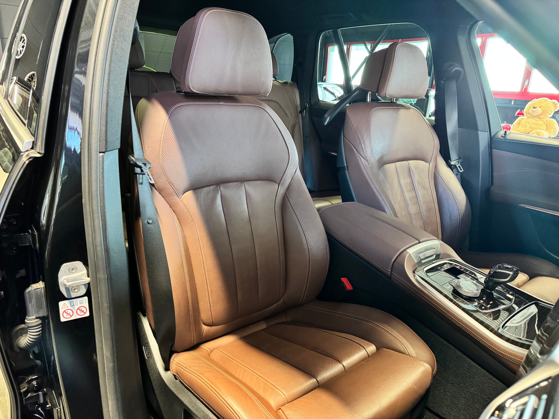 BMW X5 xDrive M50d Steptronic *INDIVIDUAL*-image-9