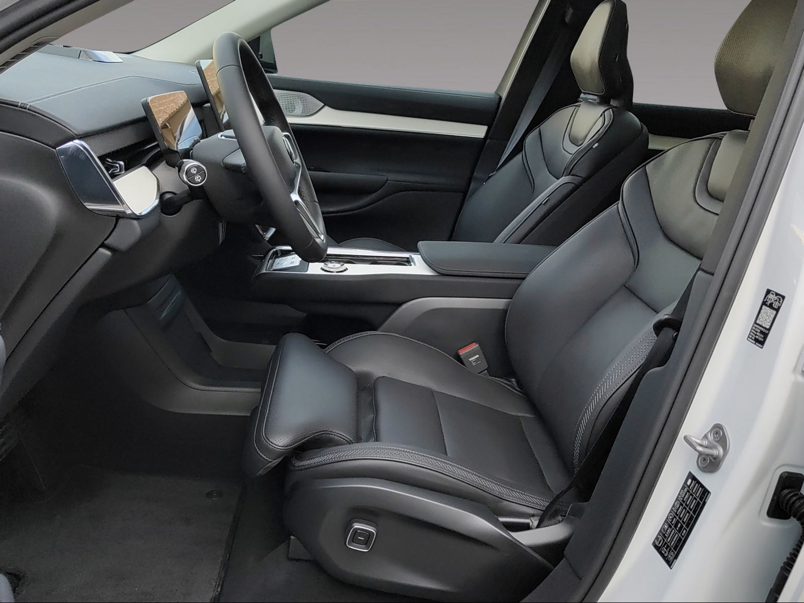 VOLVO EX90 Twin Performance 106 kWh Ultra AWD-image-7