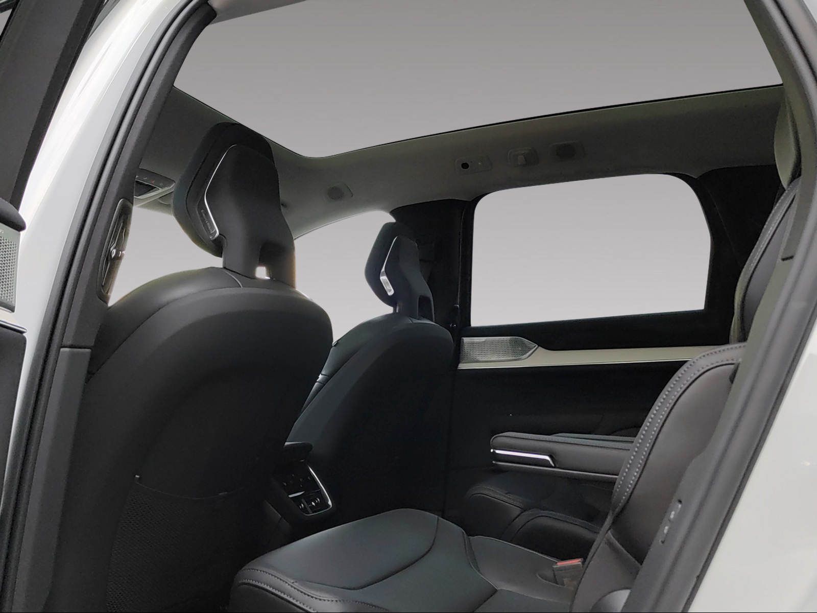 VOLVO EX90 Twin Performance 106 kWh Ultra AWD-image-16