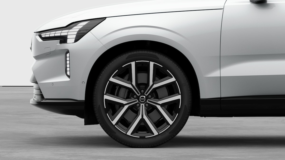 VOLVO EX90 Twin Performance 106 kWh Ultra AWD-image-7