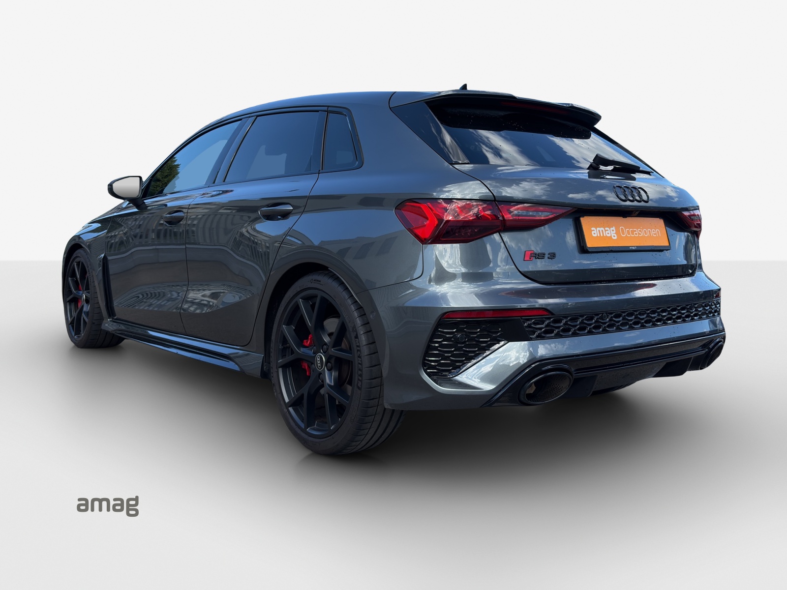 AUDI RS3 Sportback 2.5 TSI quattro S-tronic-image-2