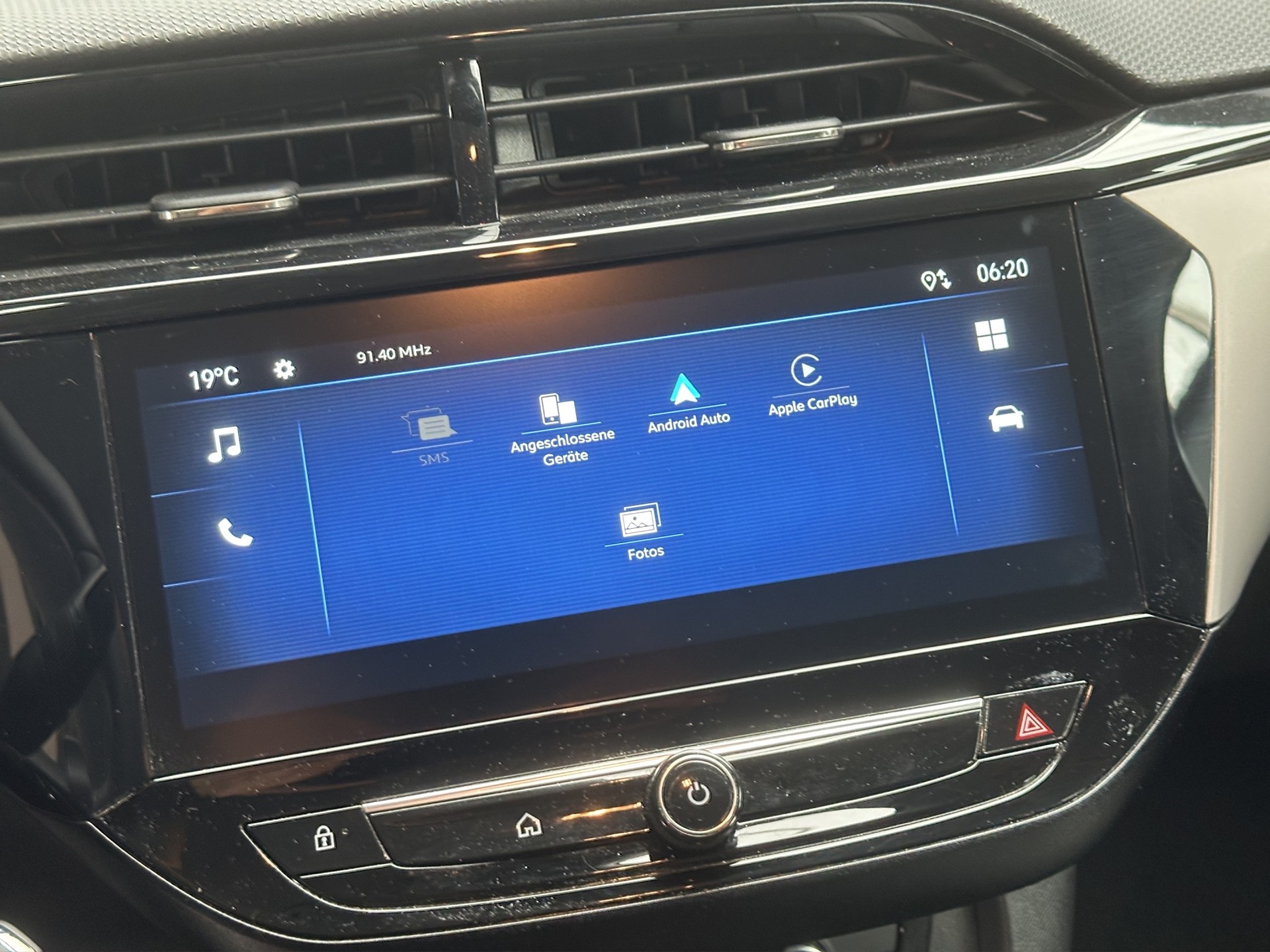 OPEL Corsa 1.2 TP Edition-image-11