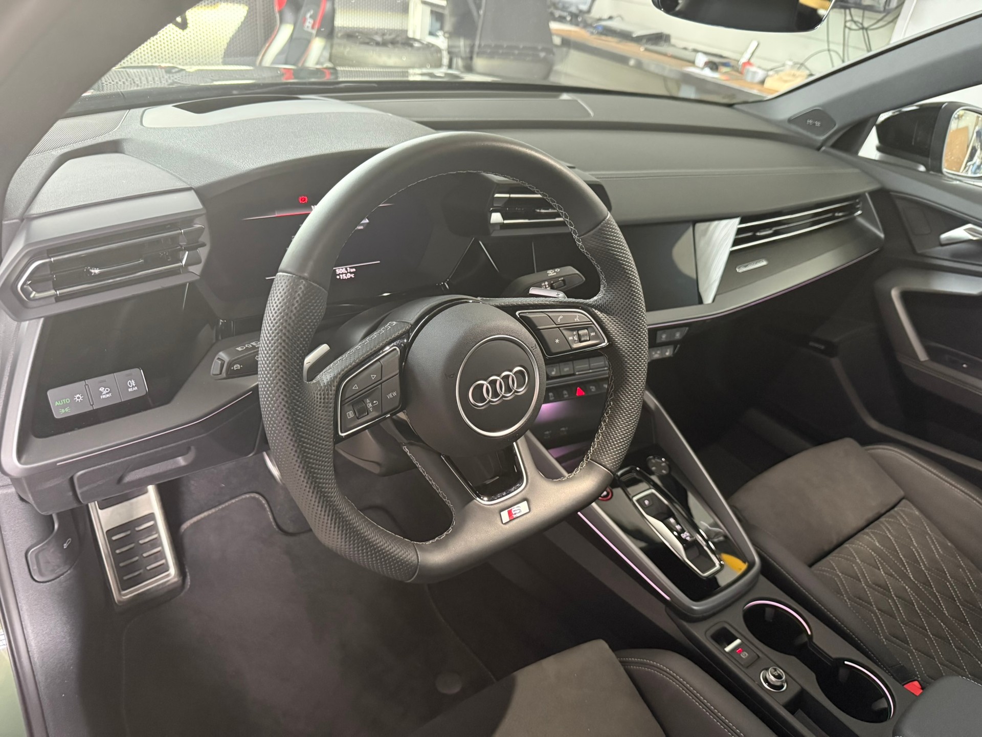 AUDI S3 Limousine TFSI quattro S-tronic, Distriktgrün Metallic-image-12