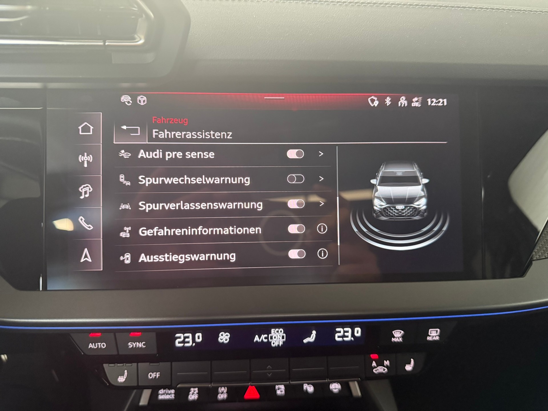 AUDI S3 Limousine TFSI quattro S-tronic, Distriktgrün Metallic-image-22