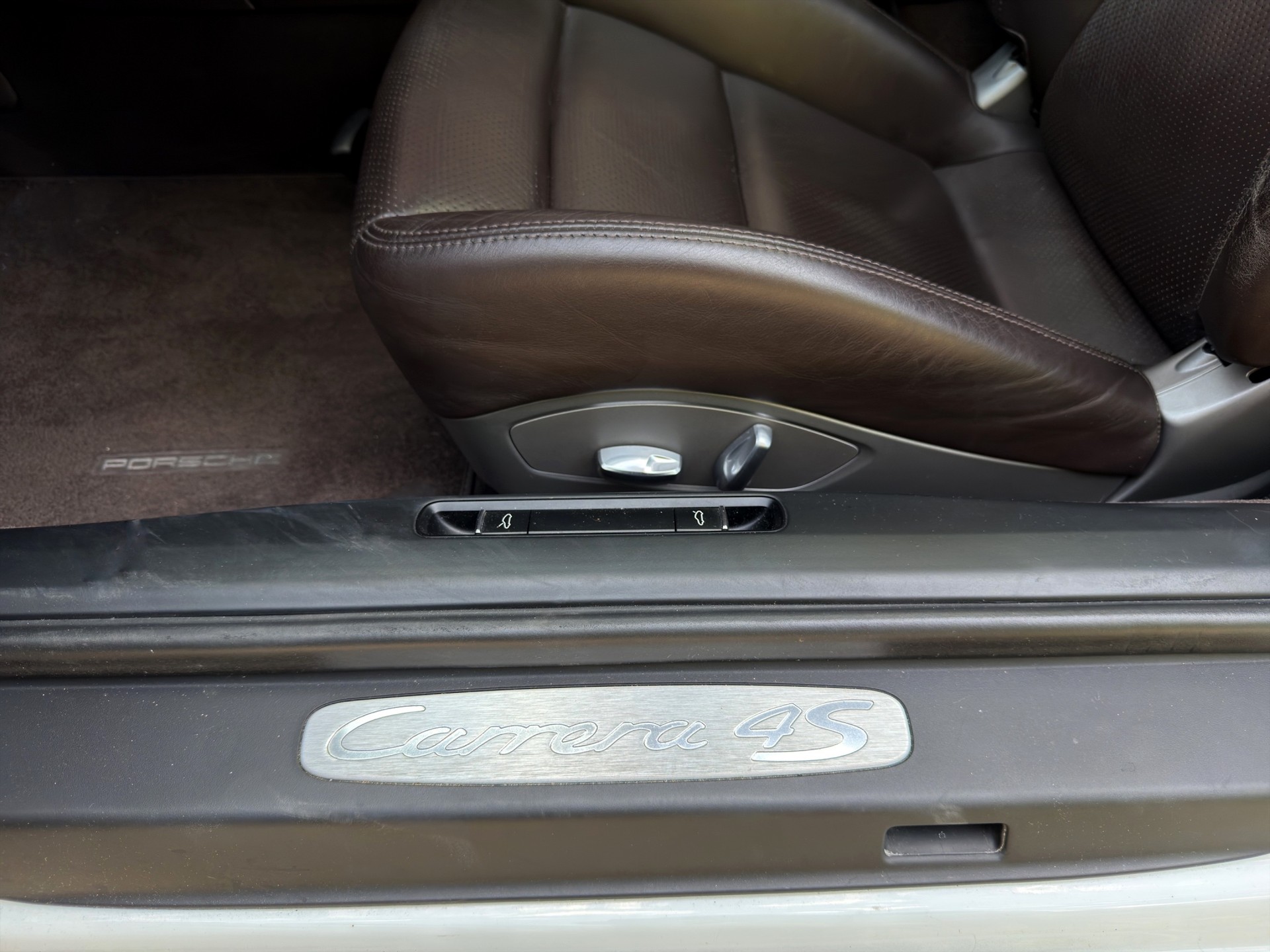 PORSCHE 911 Carrera 4S PDK-image-24