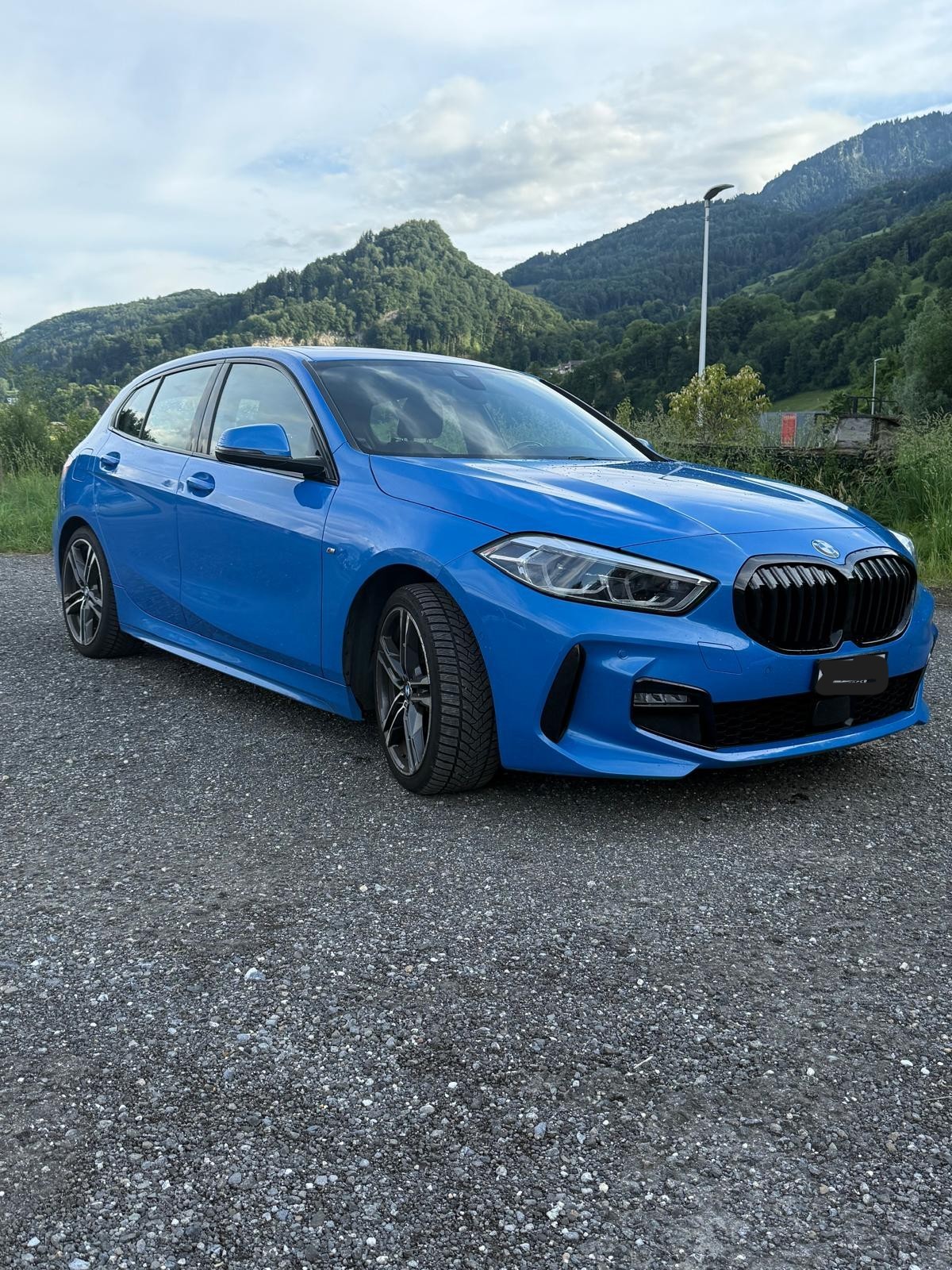 BMW 120d xDrive-image-5