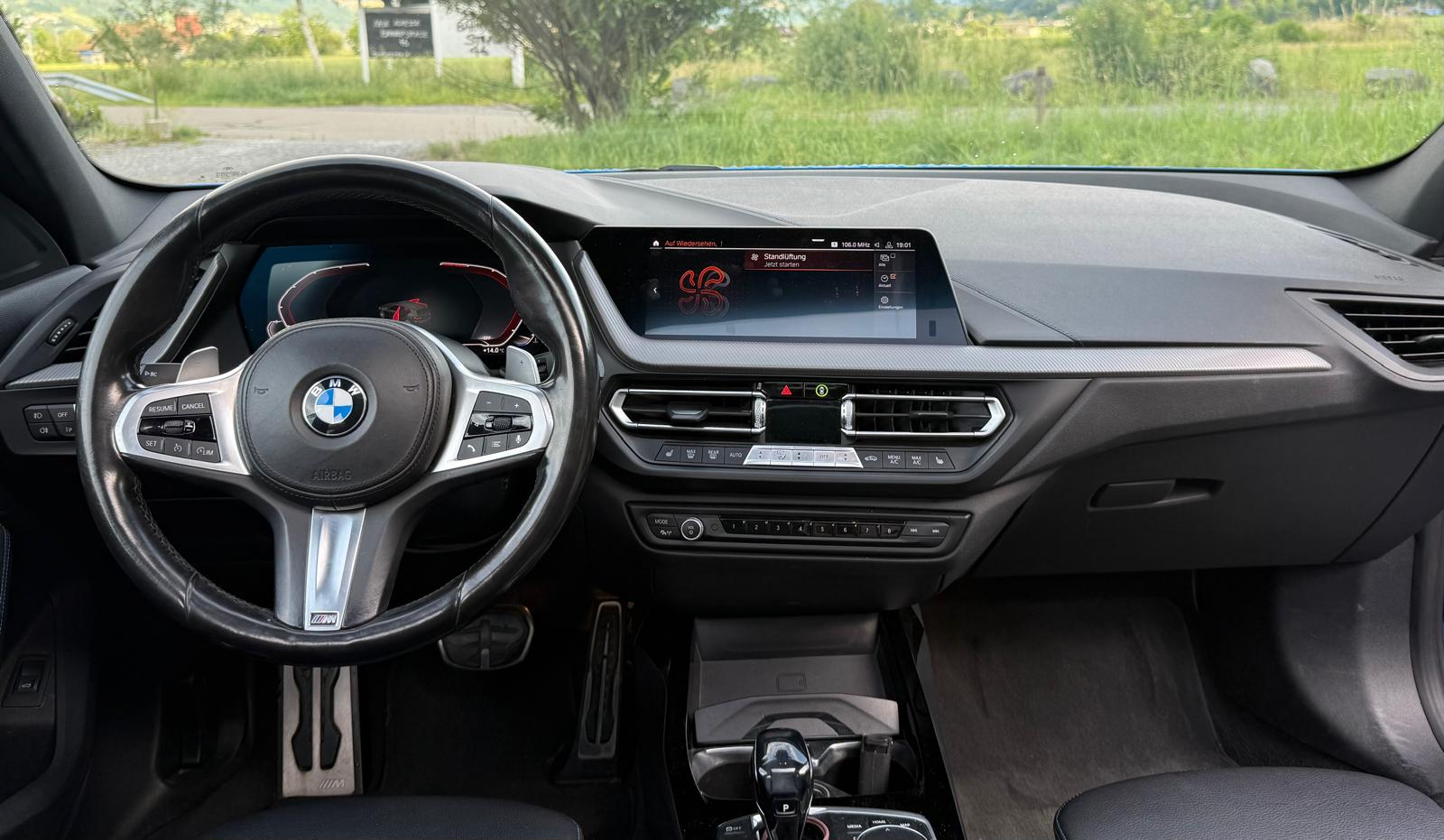 BMW 120d xDrive-image-4