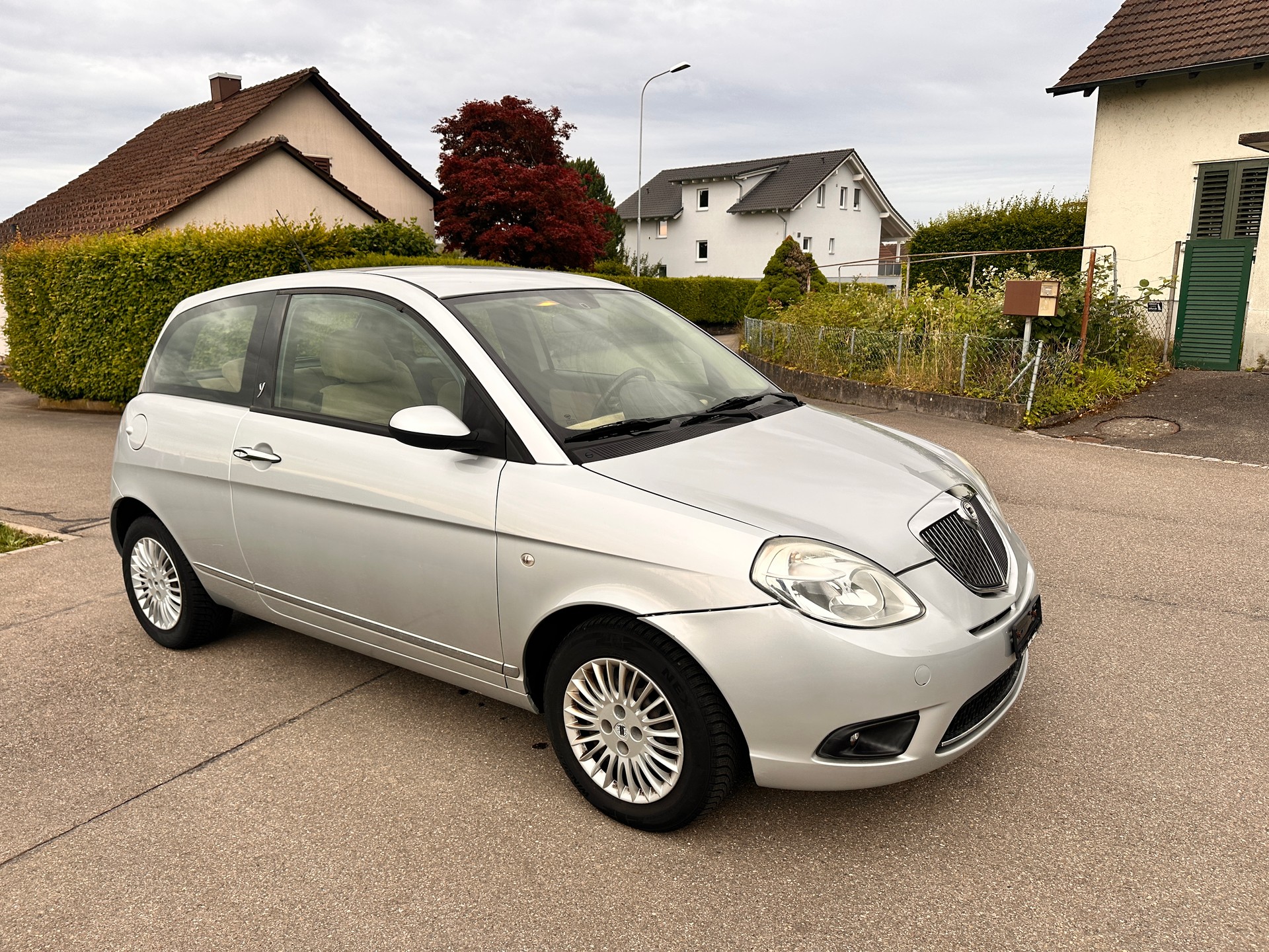 LANCIA Ypsilon 1.4 16V Platino-image-0