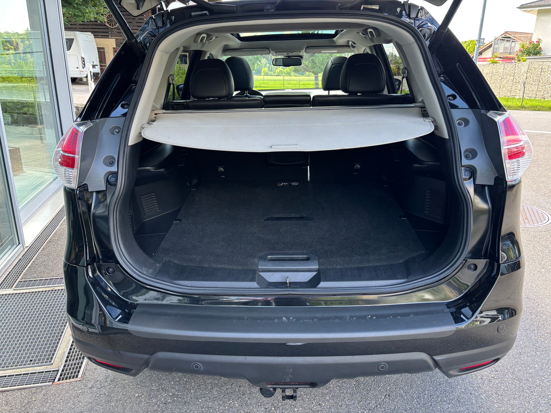 NISSAN X-Trail 1.6 dCi tekna 4x4-image-4