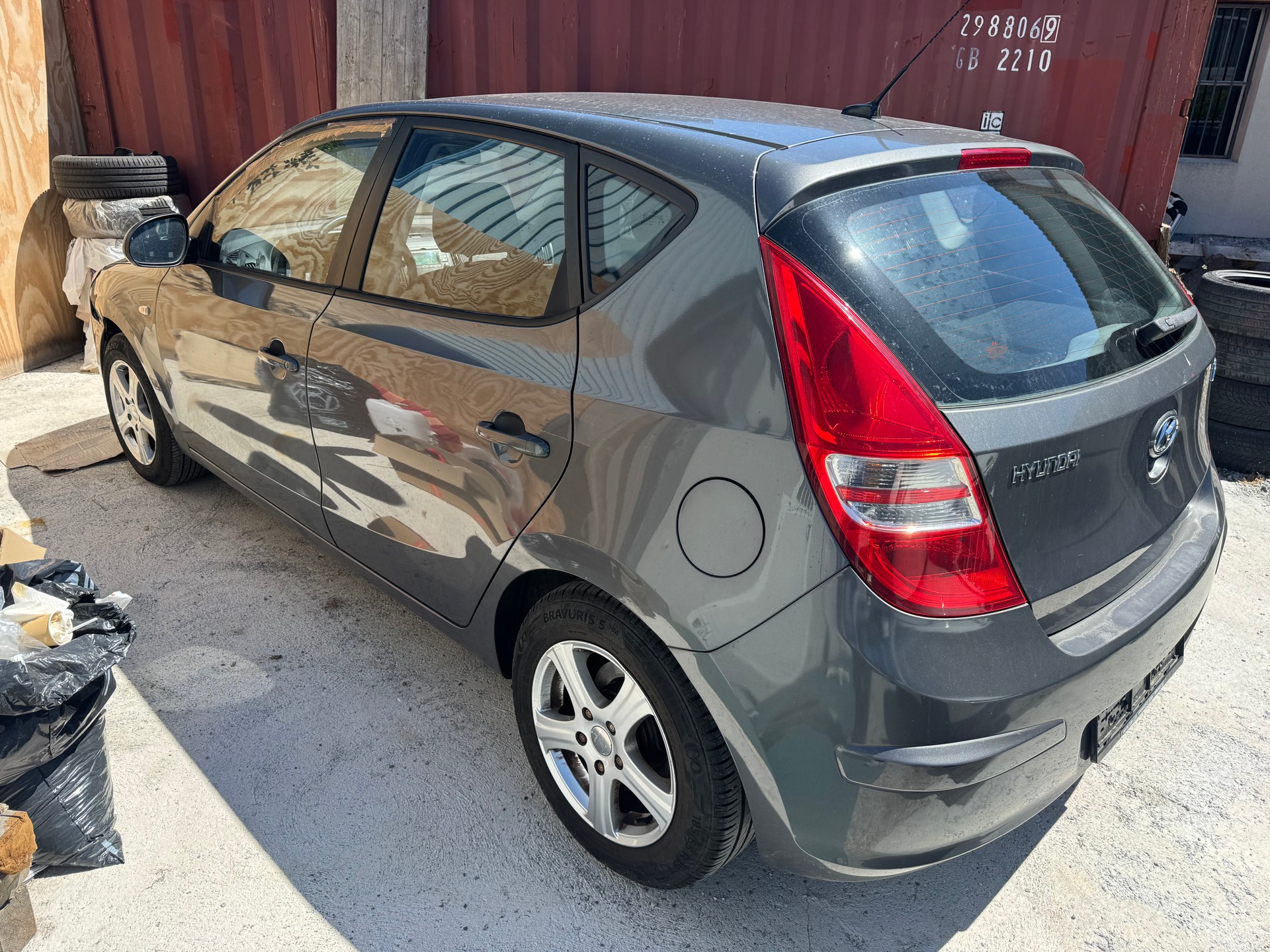 HYUNDAI i30 1.6 Style-image-2
