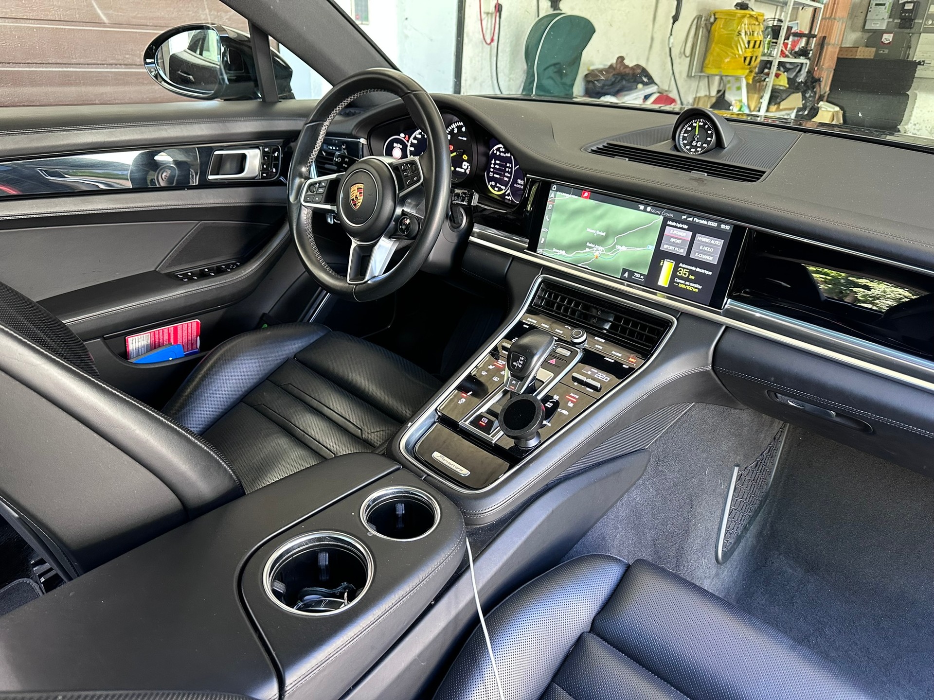 PORSCHE 2.9 V6 4 E-Hybrid *CH Fahrzeug* Porsche Approved-image-2