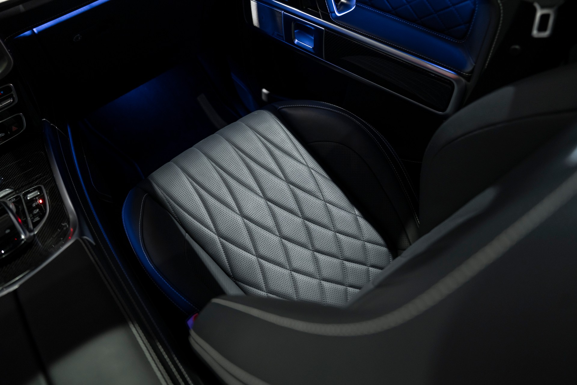 MERCEDES-BENZ G 63 AMG Speedshift Plus G-Tronic-image-10