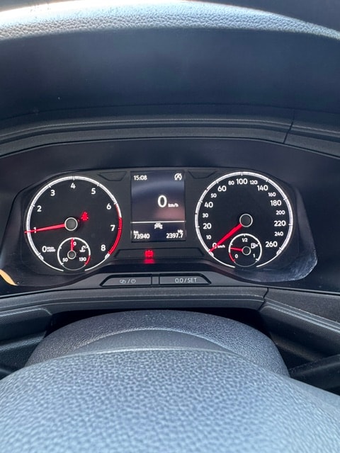 VW T-Cross 1.0 TSI Life-image-9