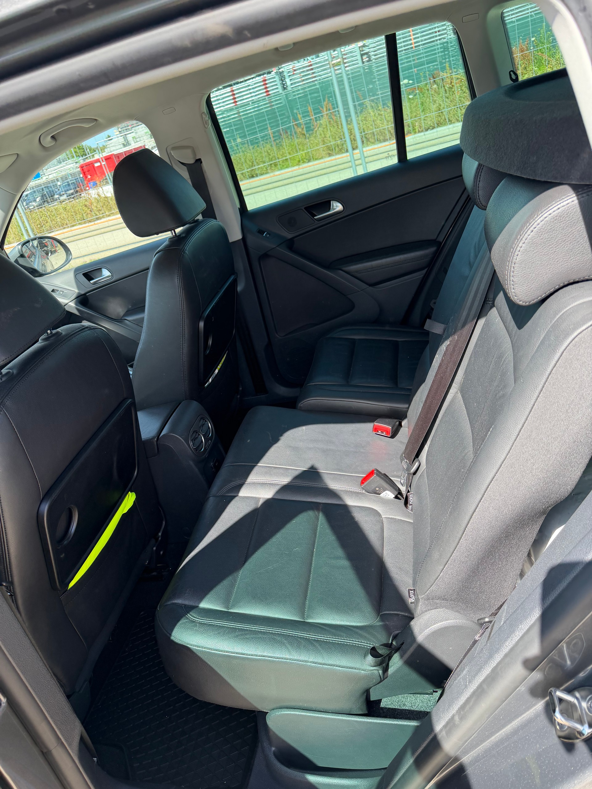VW Tiguan 2.0 TSI Sport&Style DSG-image-14