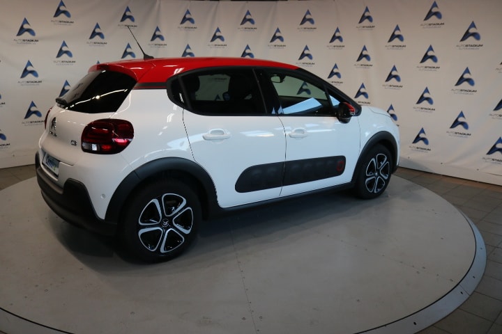 CITROEN C3 1.2i PureTech Shine EAT6-image-17