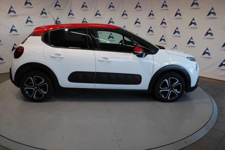 CITROEN C3 1.2i PureTech Shine EAT6-image-19