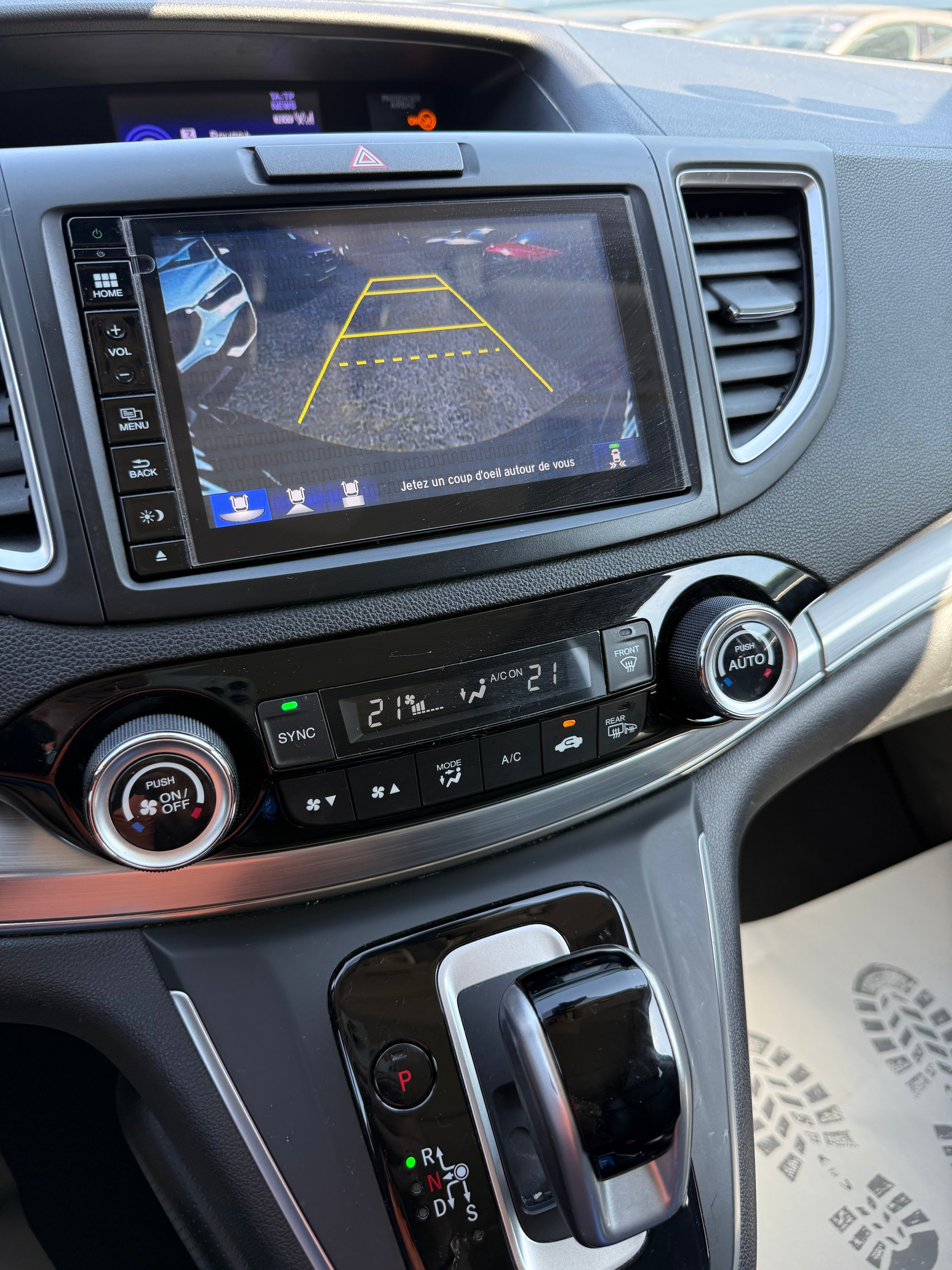 HONDA CR-V 1.6 i-DTEC Executive 4WD Automatic-image-7