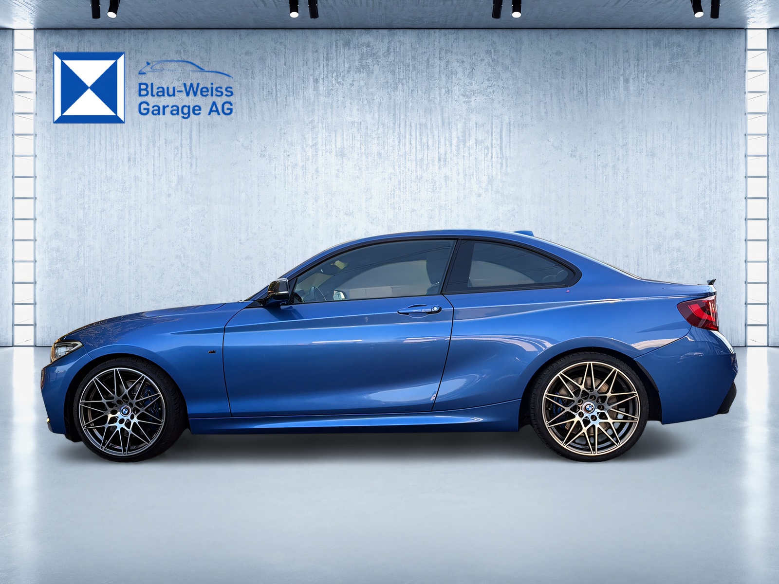 BMW M235i Steptronic-image-7
