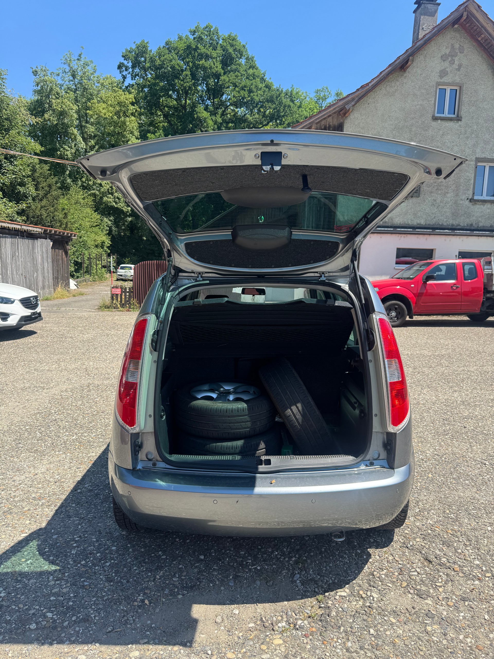 SKODA Roomster 1.6 TDI Magic-image-7