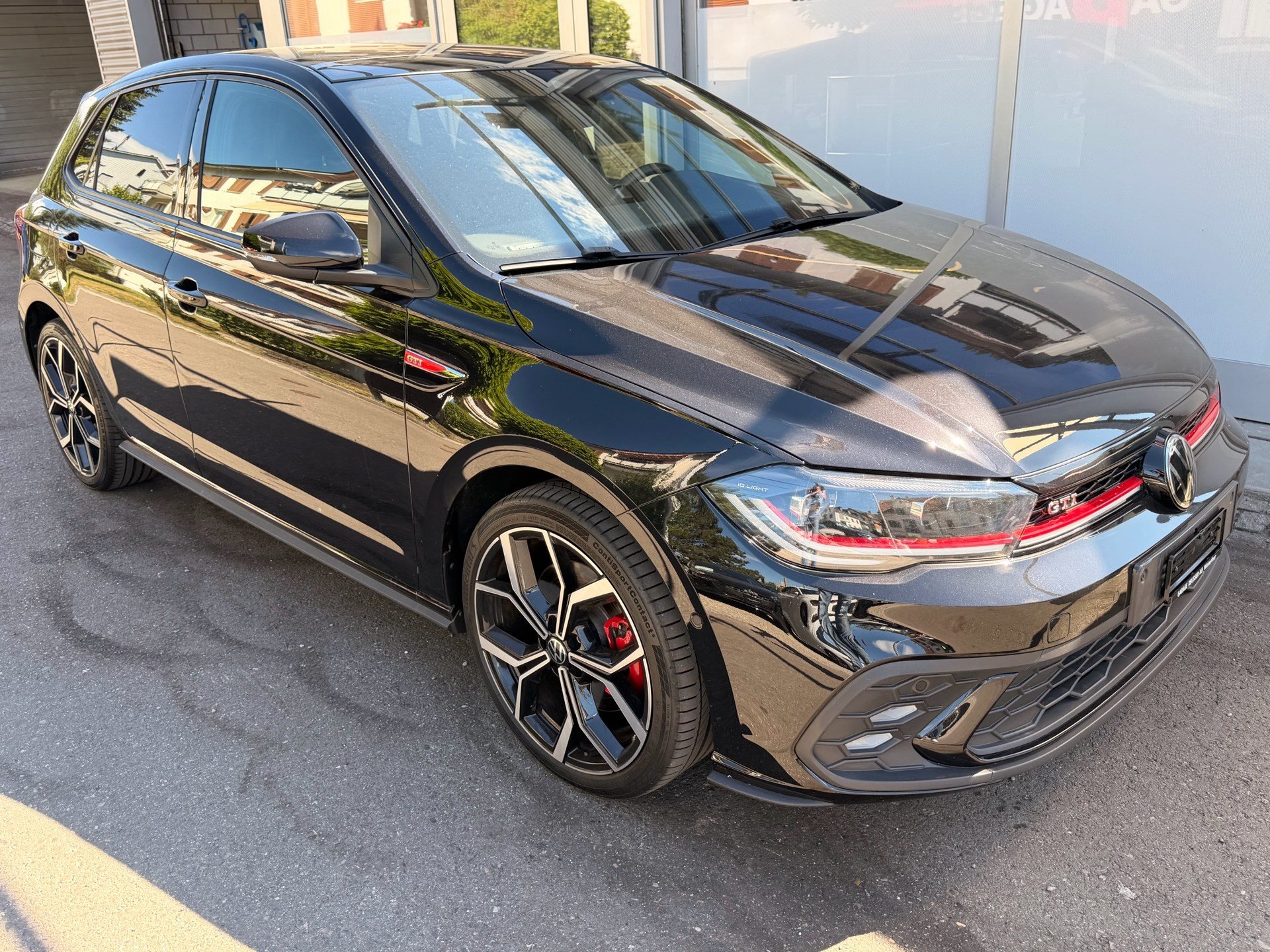 VW Polo GTI 2.0 TSI DSG *** PANORAMAGLASDACH & ALCANTARA ***-image-2