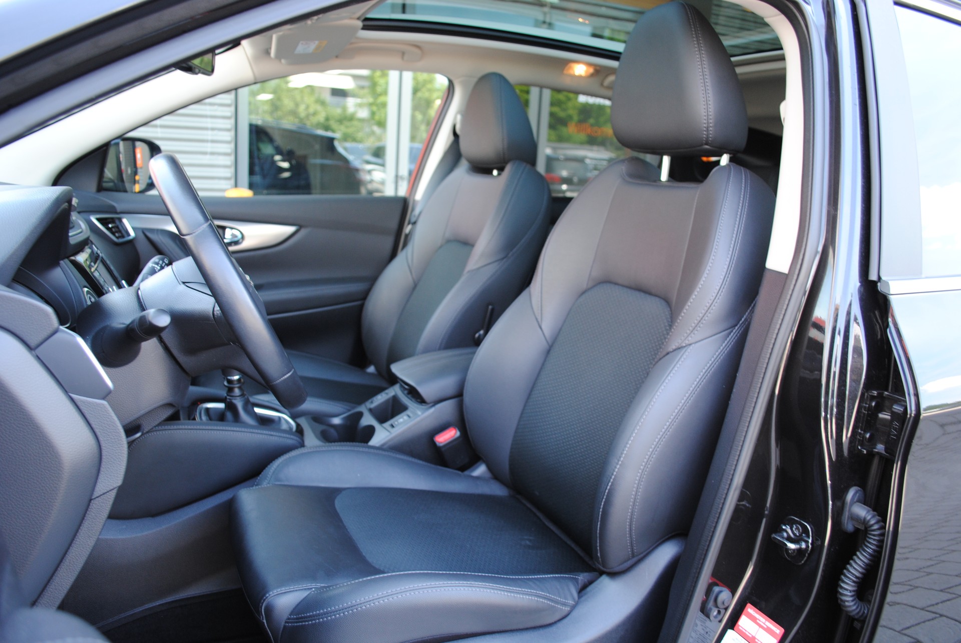 NISSAN Qashqai 1.6 DIG-T tekna +-image-10