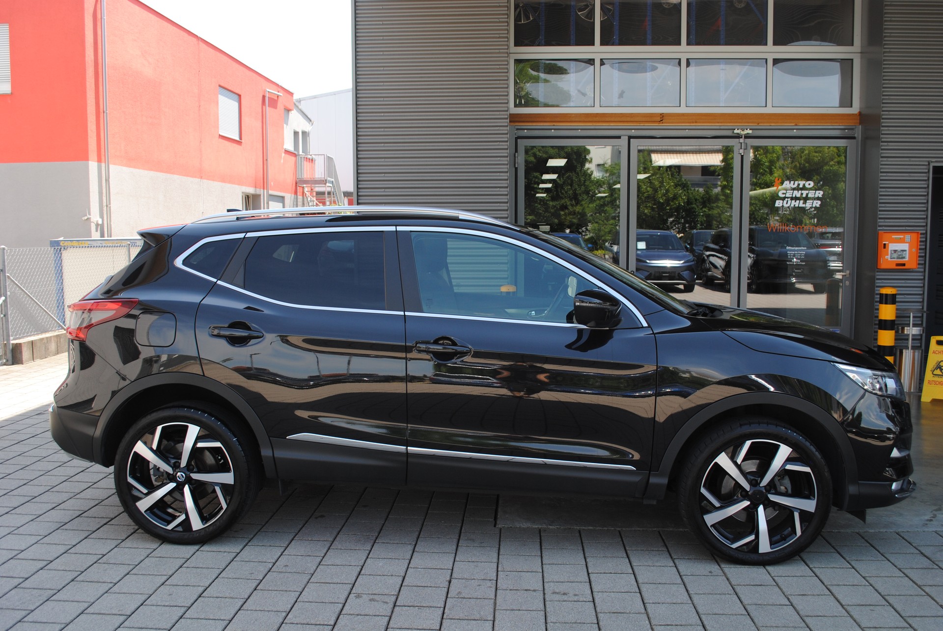 NISSAN Qashqai 1.6 DIG-T tekna +-image-8