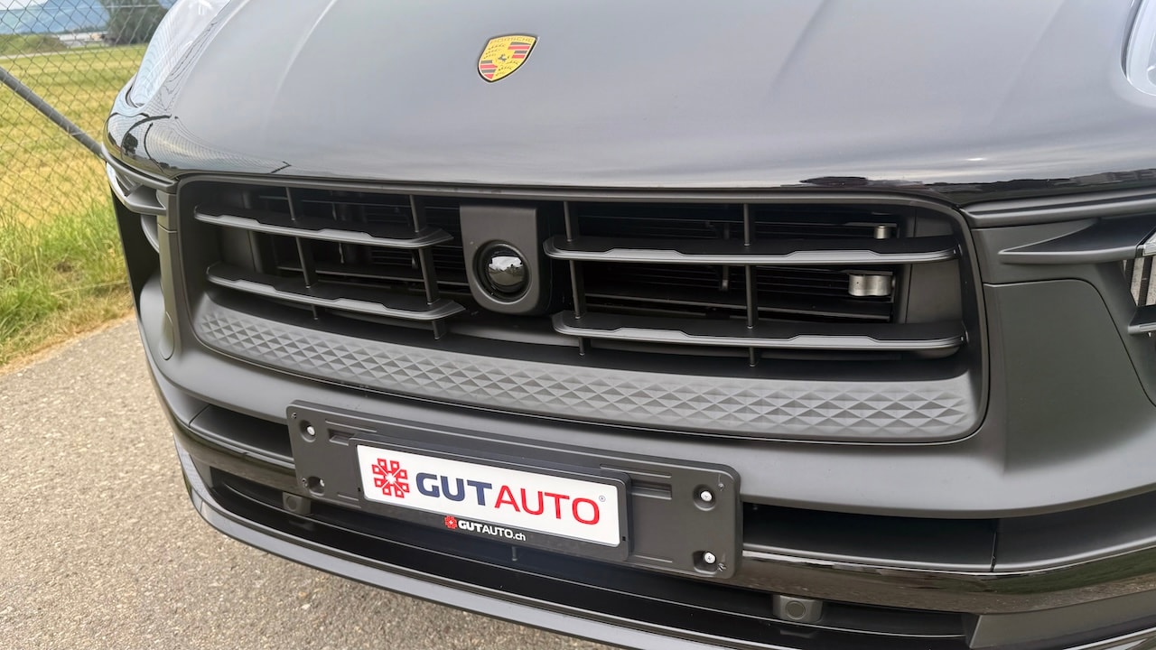 PORSCHE Macan GTS PDK-image-9
