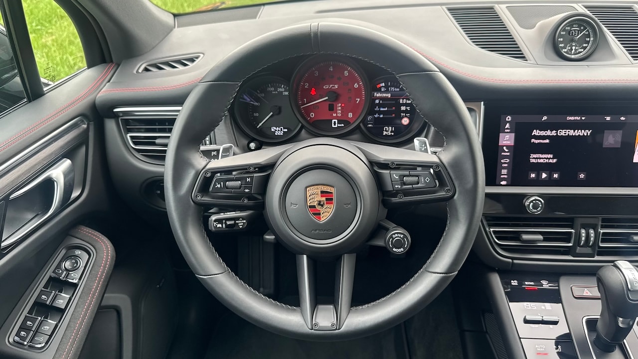 PORSCHE Macan GTS PDK-image-22