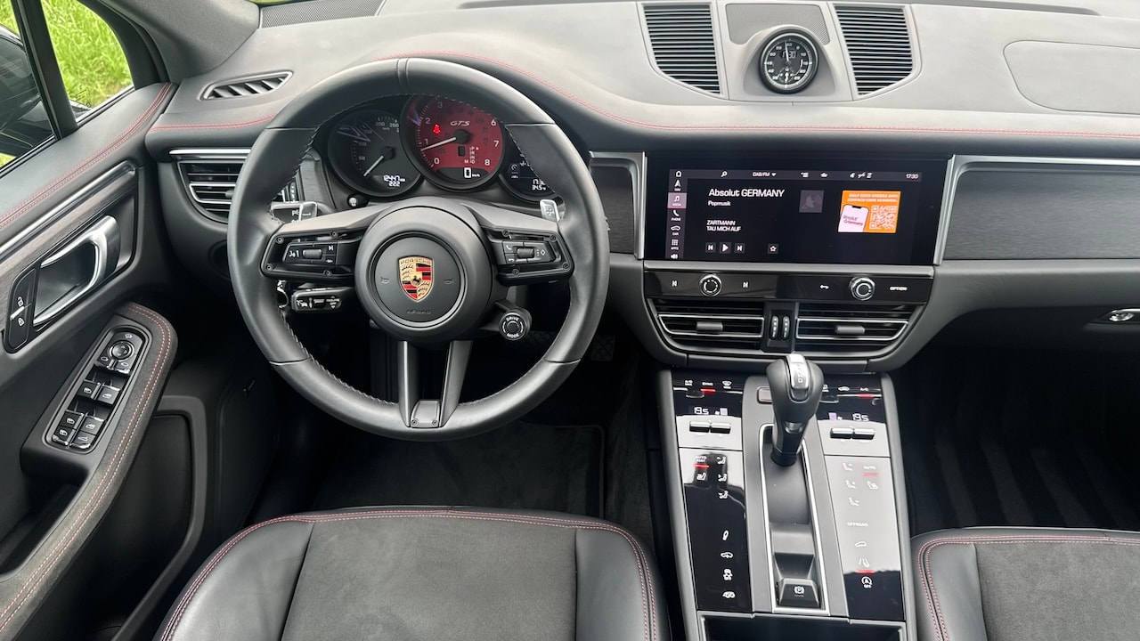 PORSCHE Macan GTS PDK-image-21