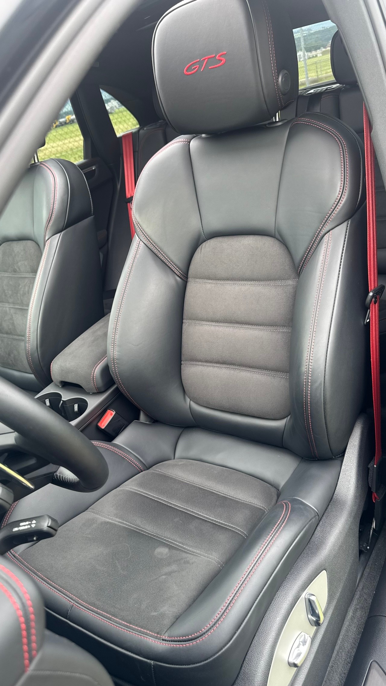 PORSCHE Macan GTS PDK-image-19