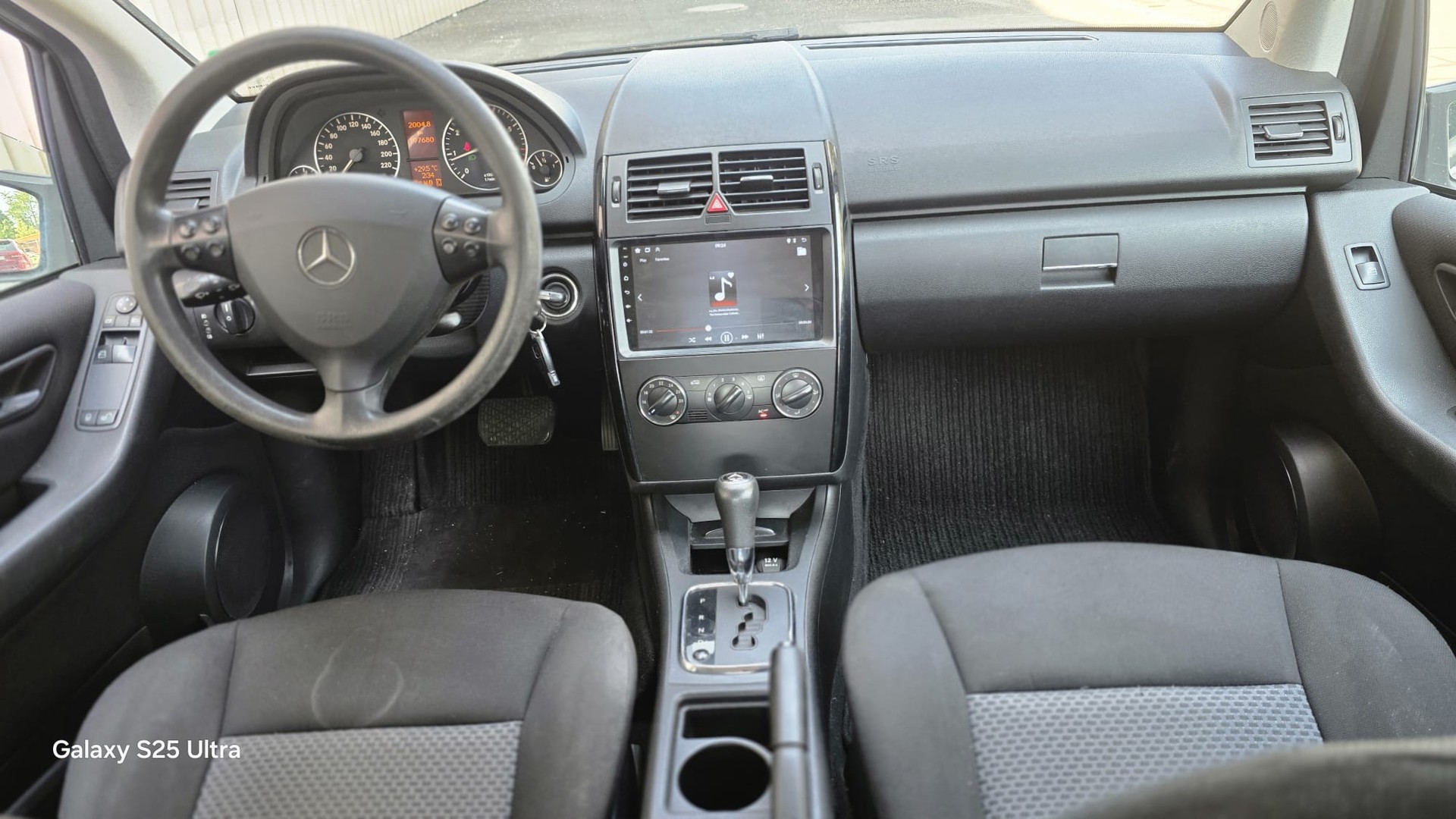 MERCEDES-BENZ A 170 Elégance-image-12