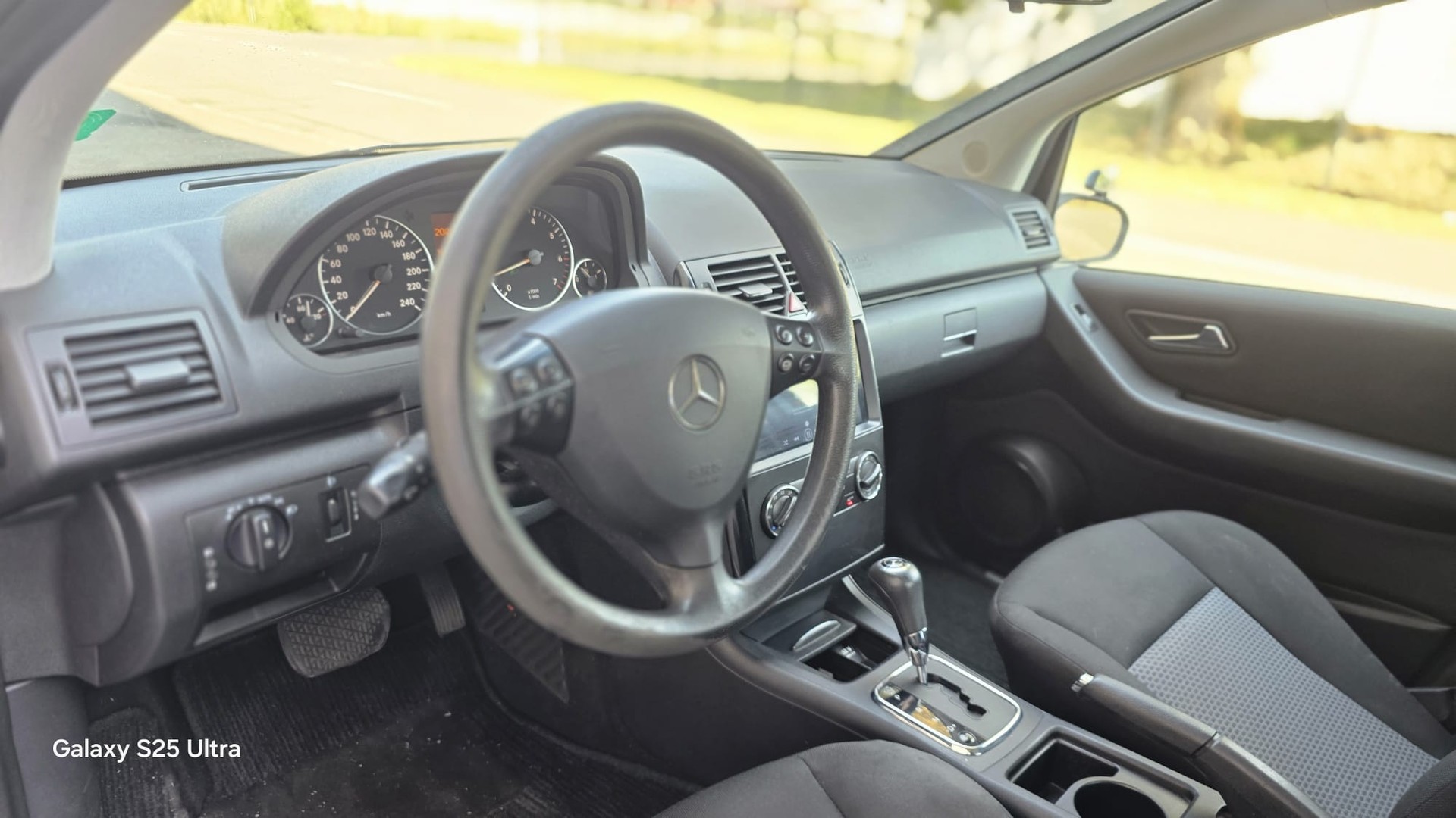 MERCEDES-BENZ A 170 Elégance-image-10