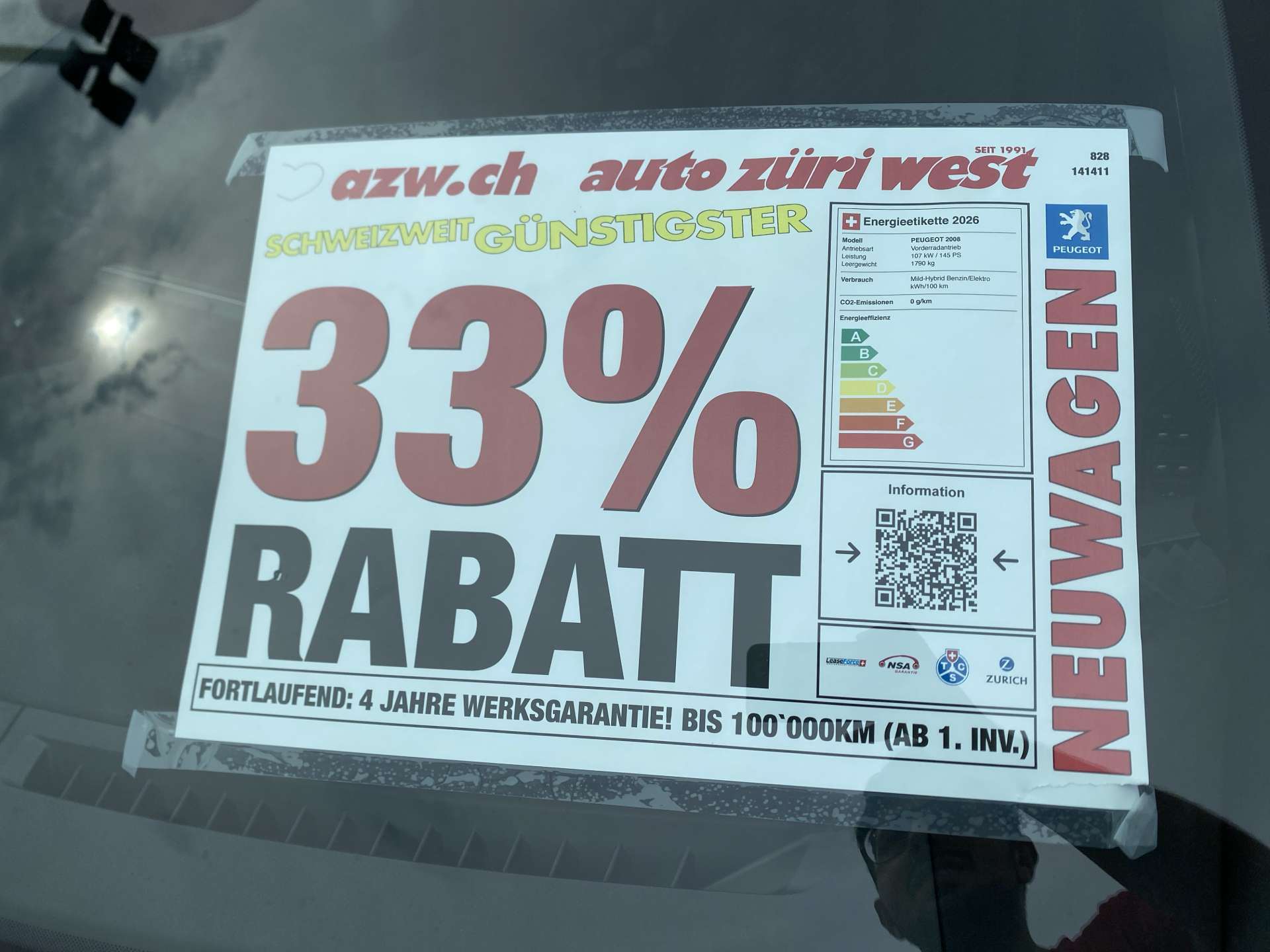 PEUGEOT 2008 1.2 145 MHEV Allure Automat-image-3