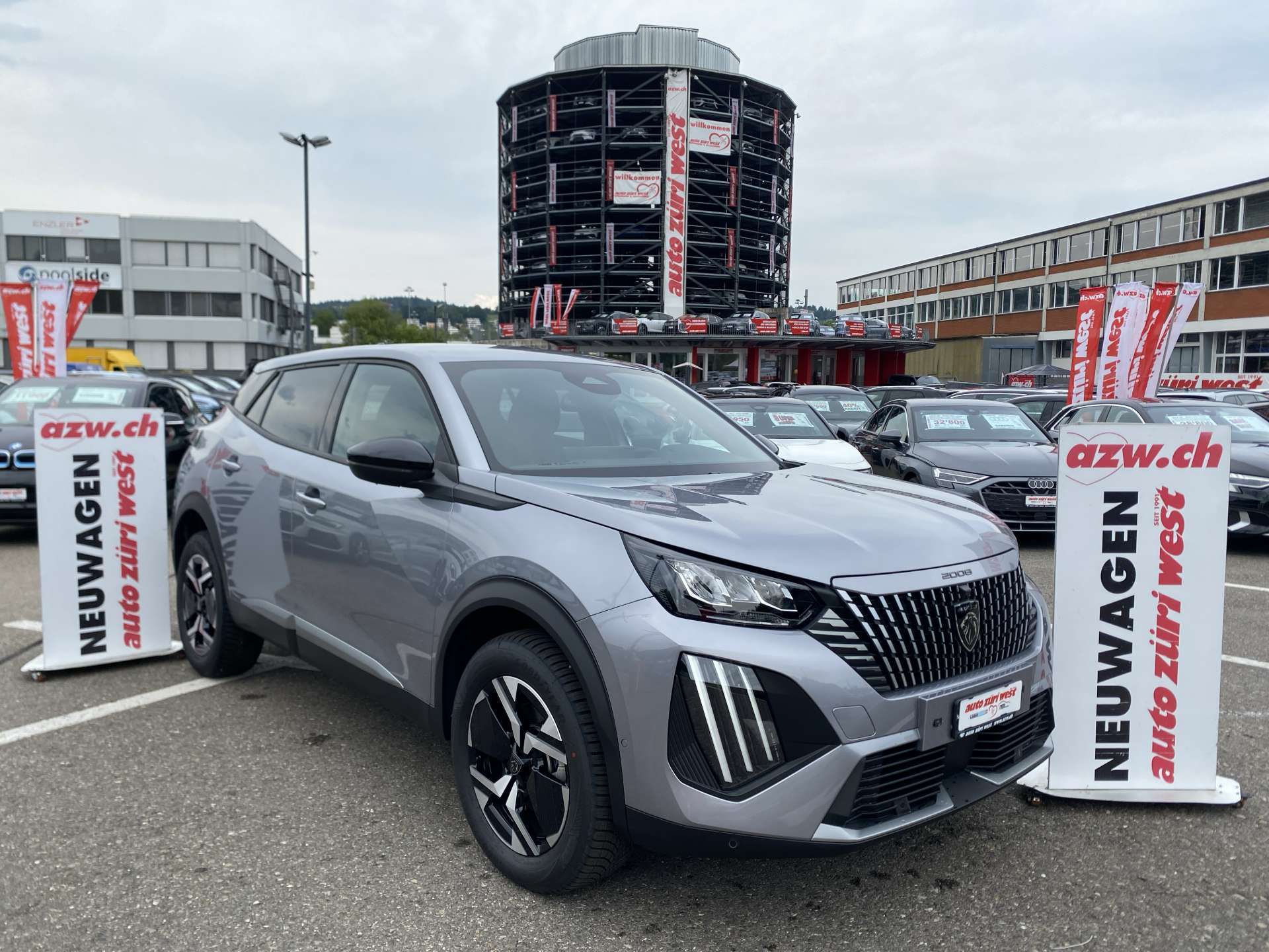 PEUGEOT 2008 1.2 145 MHEV Allure Automat-image-0