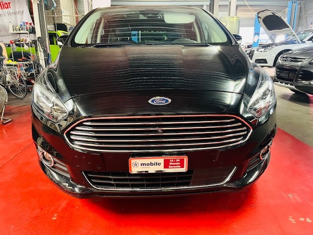 FORD S-Max 2.0 TDCi Titanium AWD PowerShift-image-2
