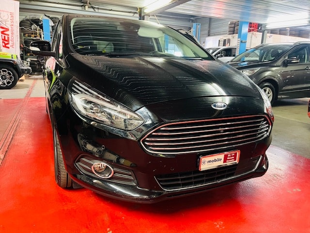 FORD S-Max 2.0 TDCi Titanium AWD PowerShift-image-8