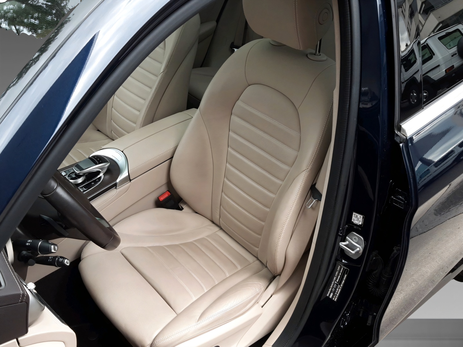 MERCEDES-BENZ GLC 250 d 4Matic-image-8