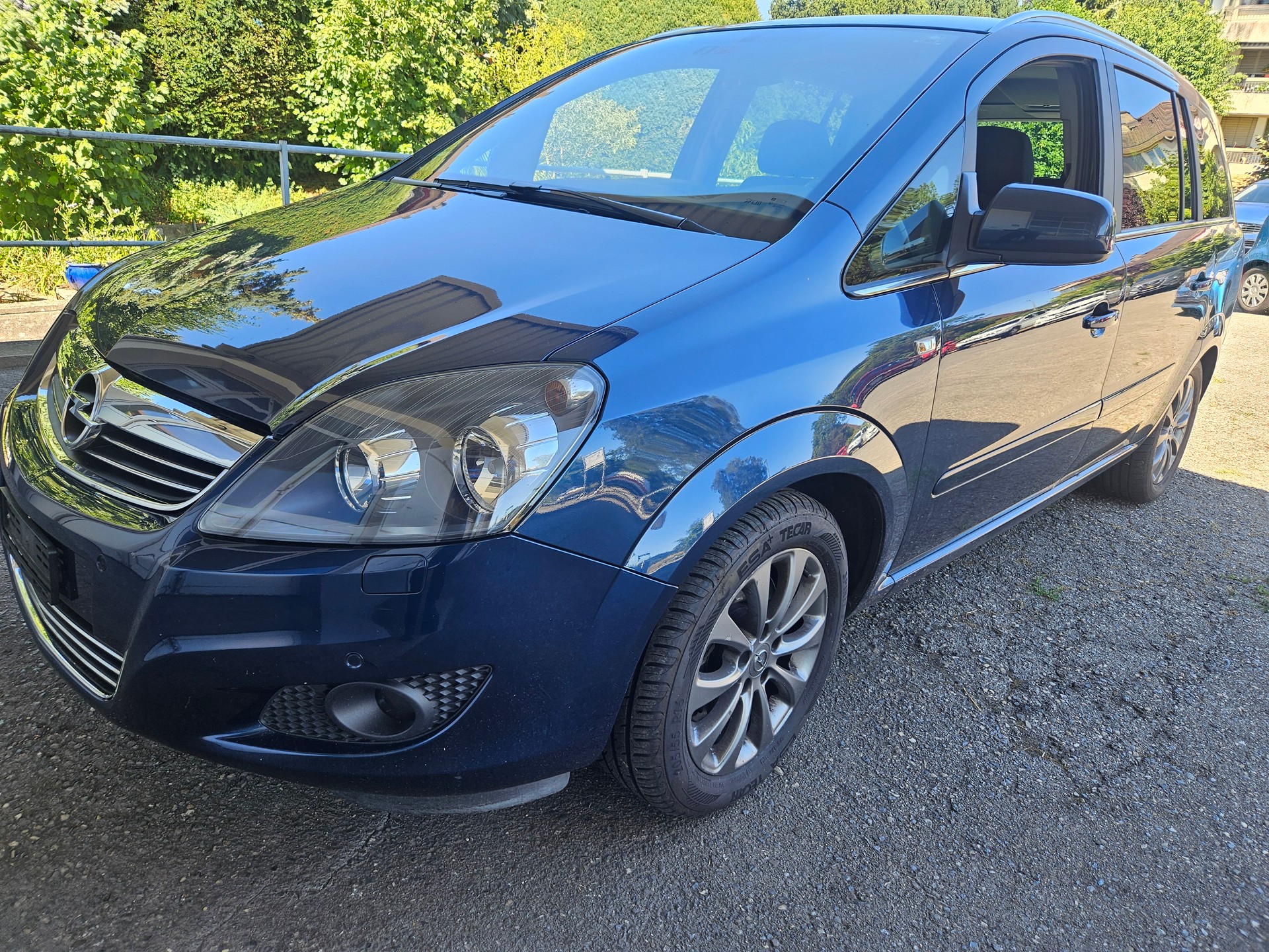 OPEL Zafira 2.2i 16V Anniversary Edition Automatic-image-0