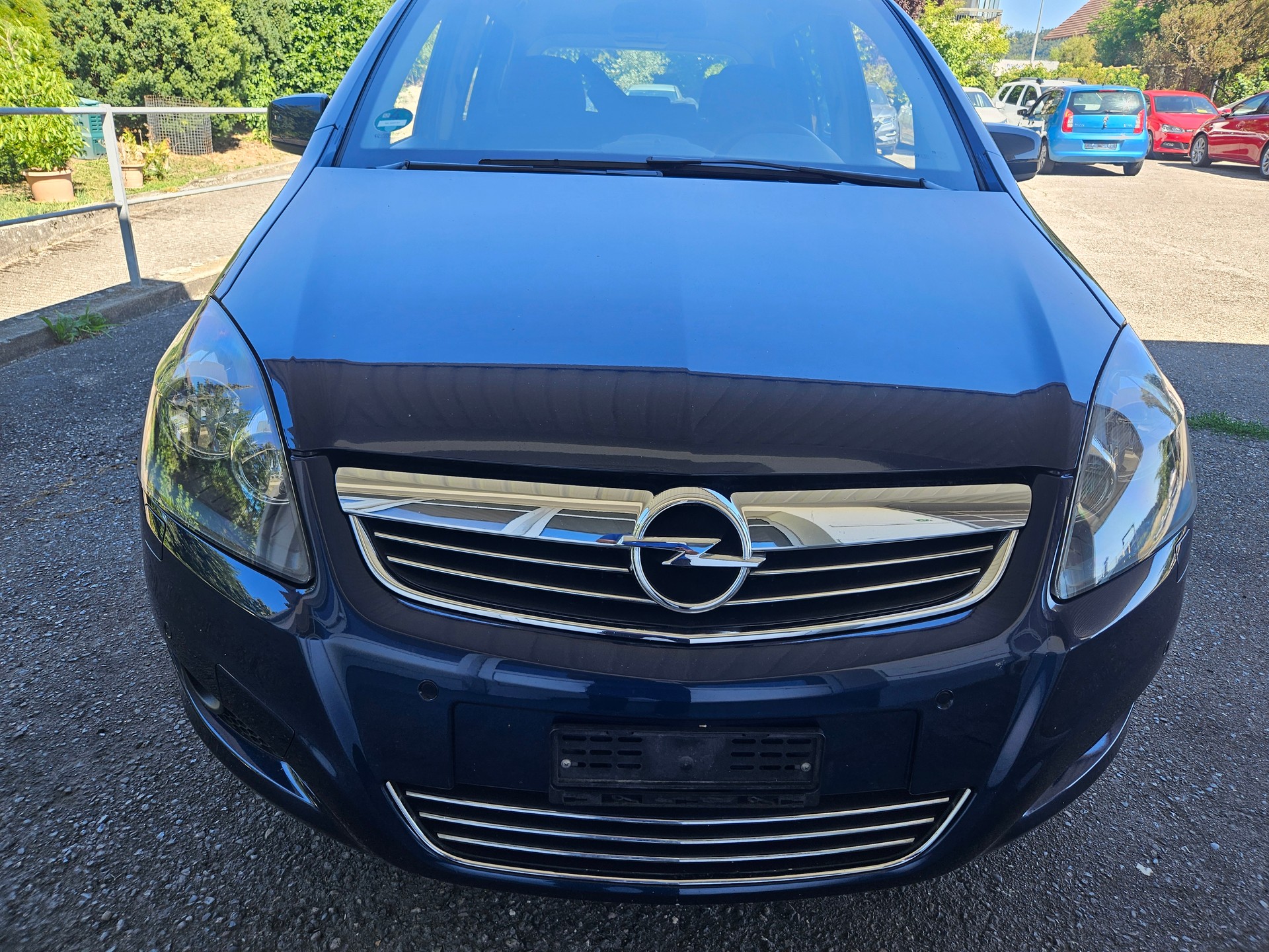OPEL Zafira 2.2i 16V Anniversary Edition Automatic-image-1