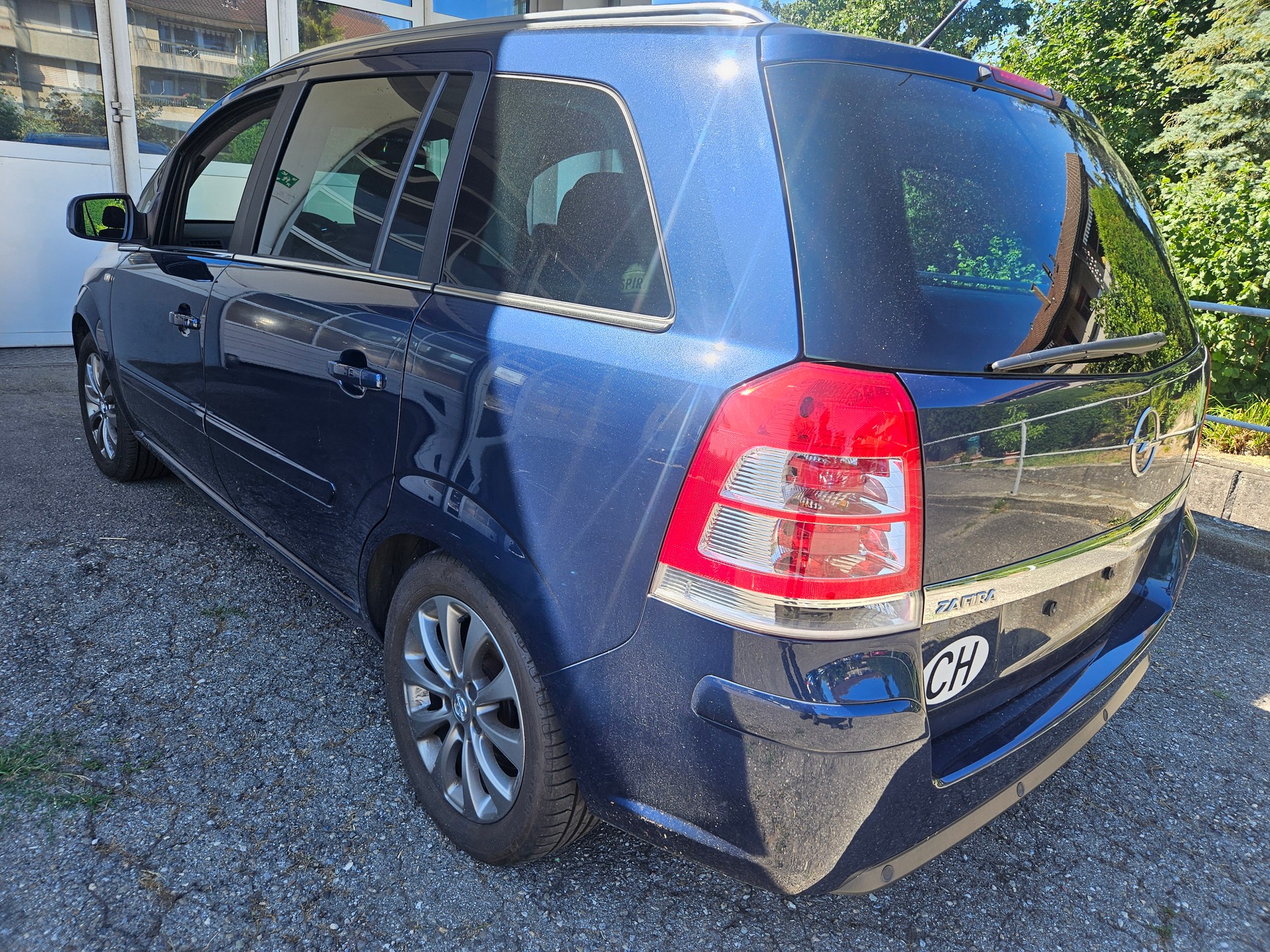 OPEL Zafira 2.2i 16V Anniversary Edition Automatic-image-5