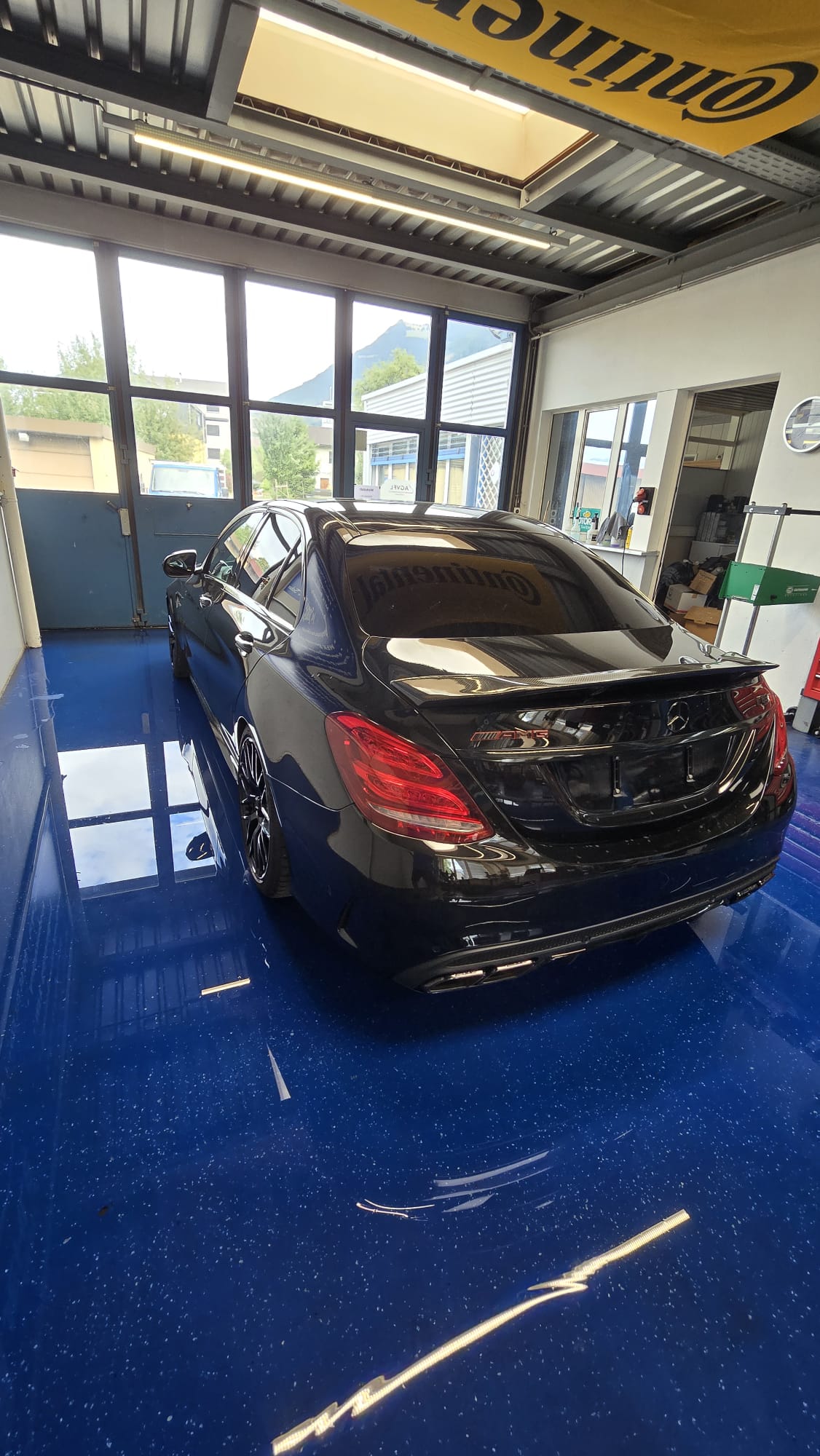 MERCEDES-BENZ C 63 S AMG Speedshift-image-4