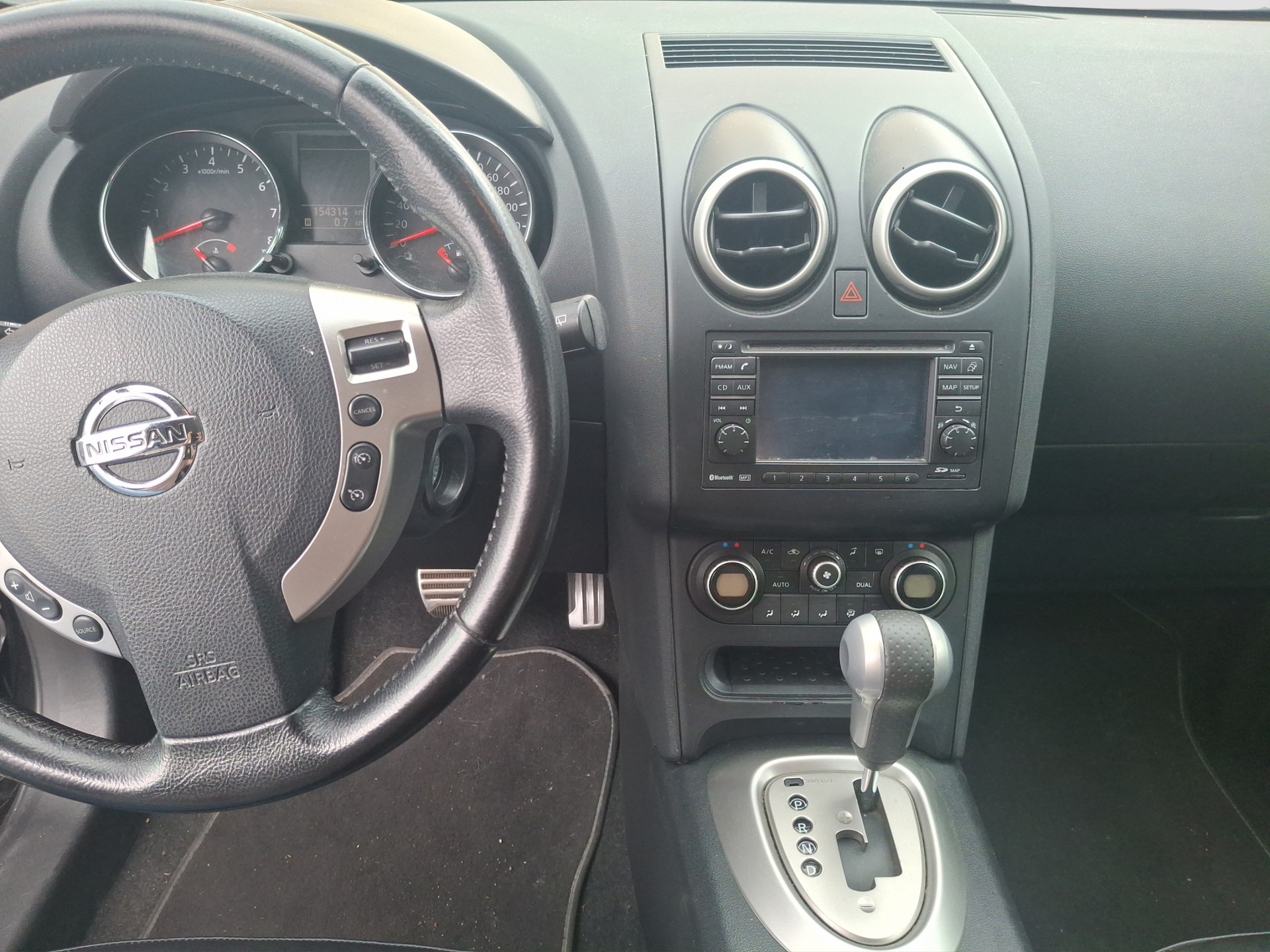 NISSAN Qashqai 2.0 4WD tekna XTronic CVT-image-6